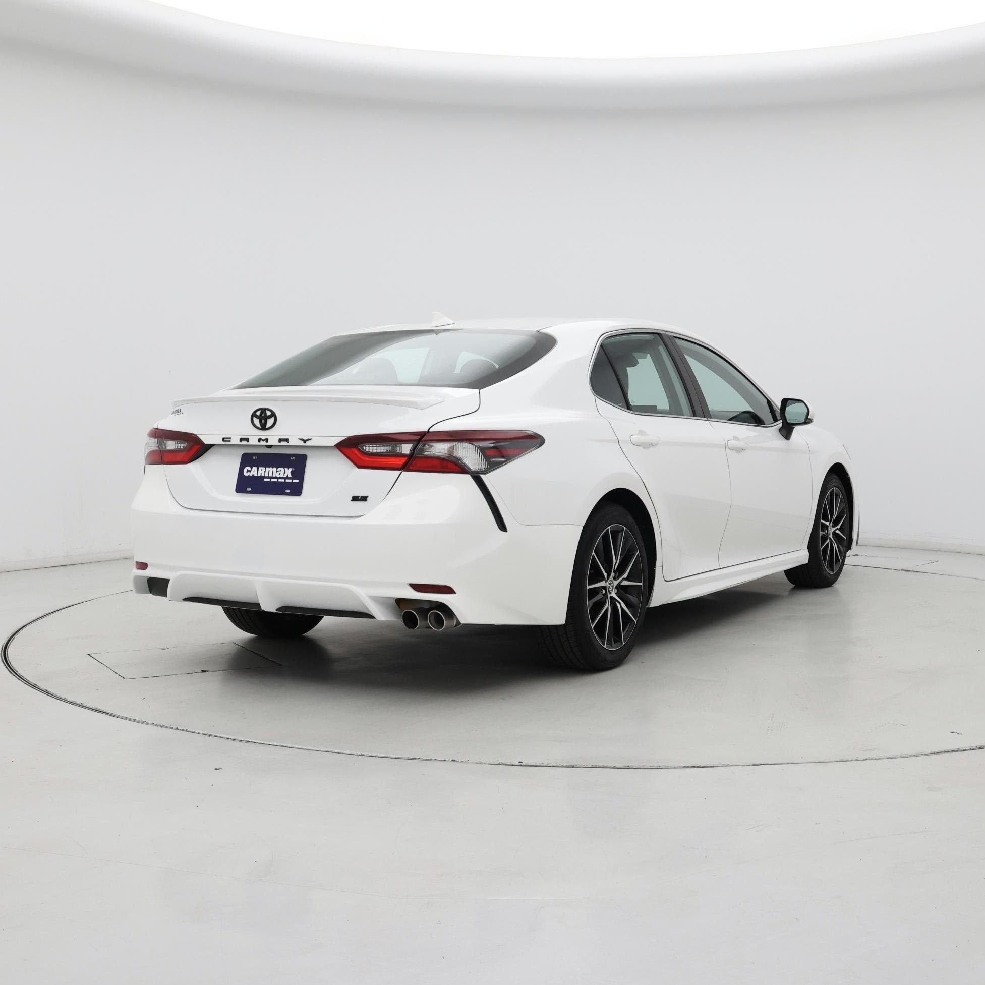 Thumbnail: 2023 Toyota Camry - 8