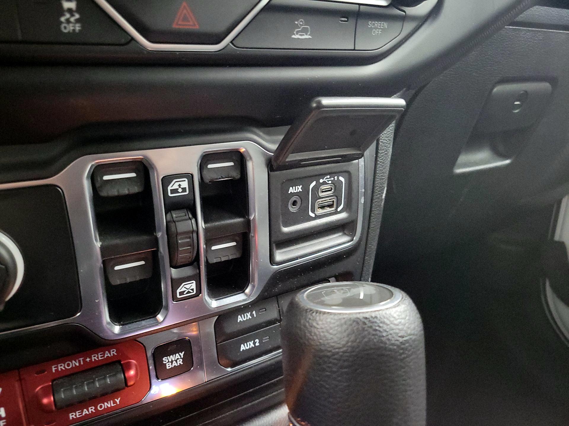 Thumbnail: 2023 Jeep Wrangler - 19