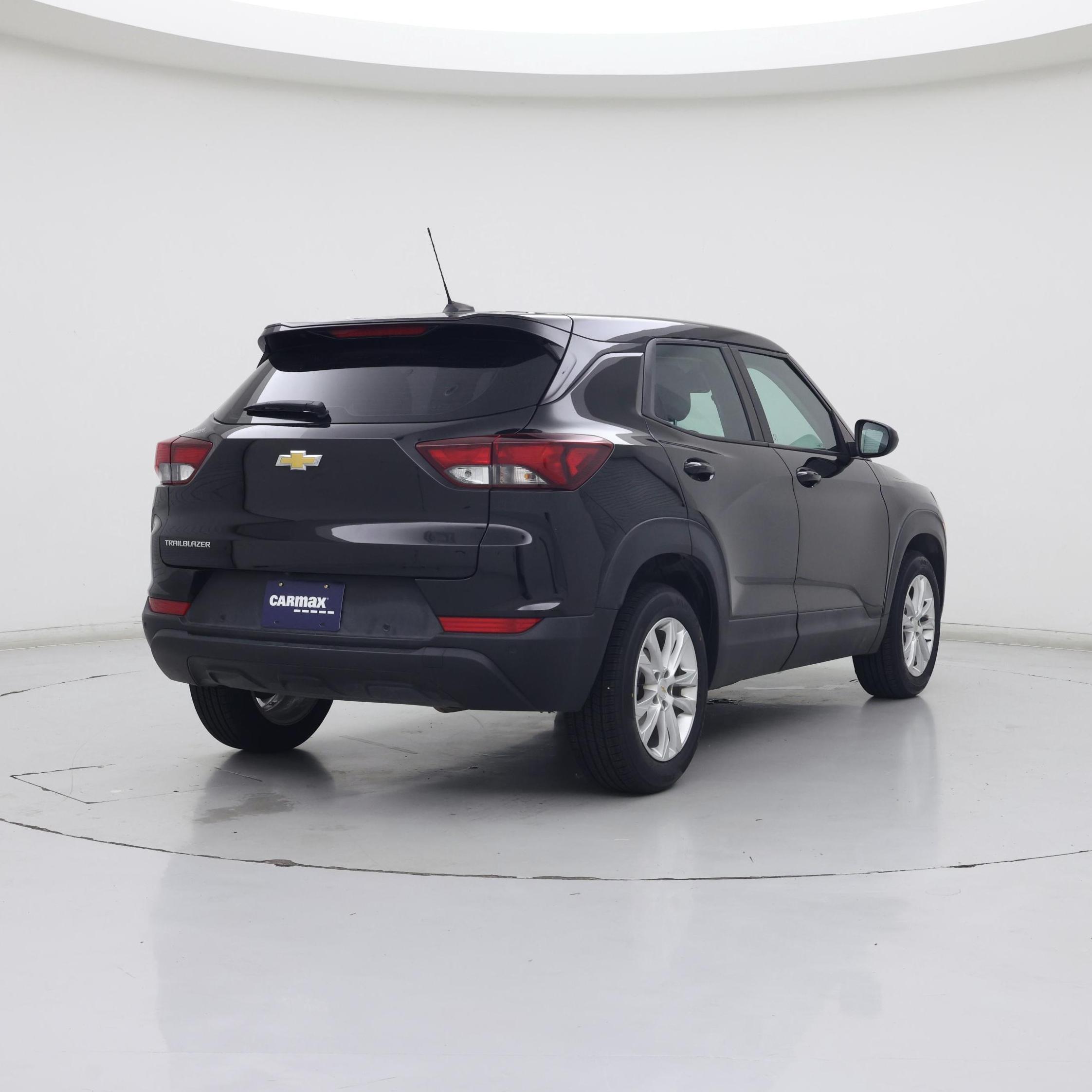 Thumbnail: 2023 Chevrolet TrailBlazer - 8