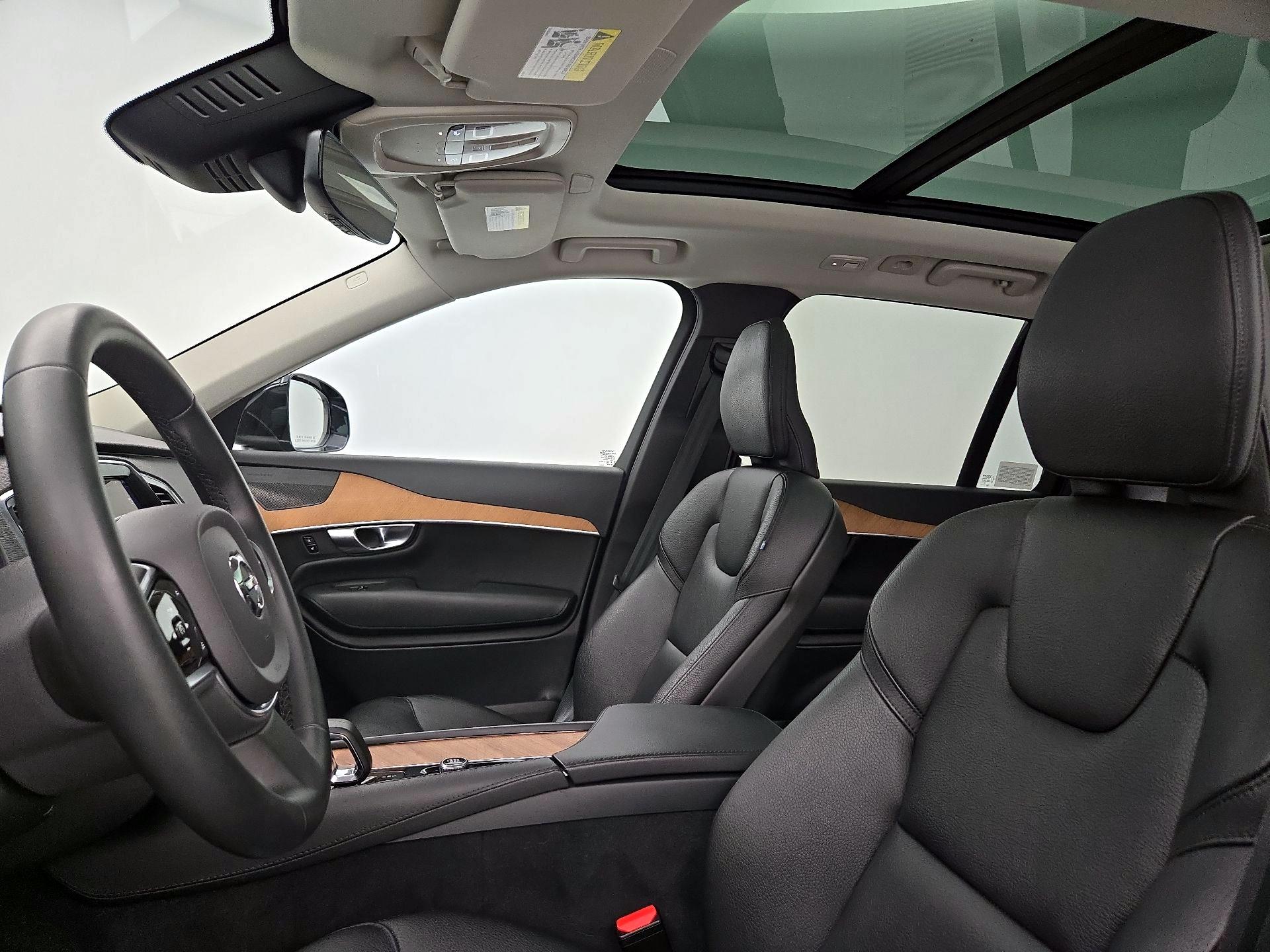 Thumbnail: 2023 Volvo XC90 - 20