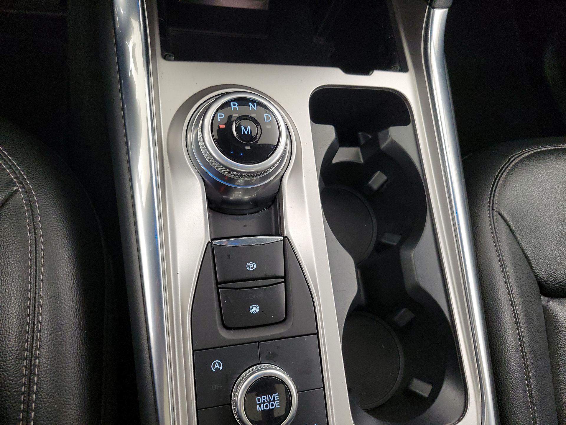 Thumbnail: 2020 Ford Explorer - 17