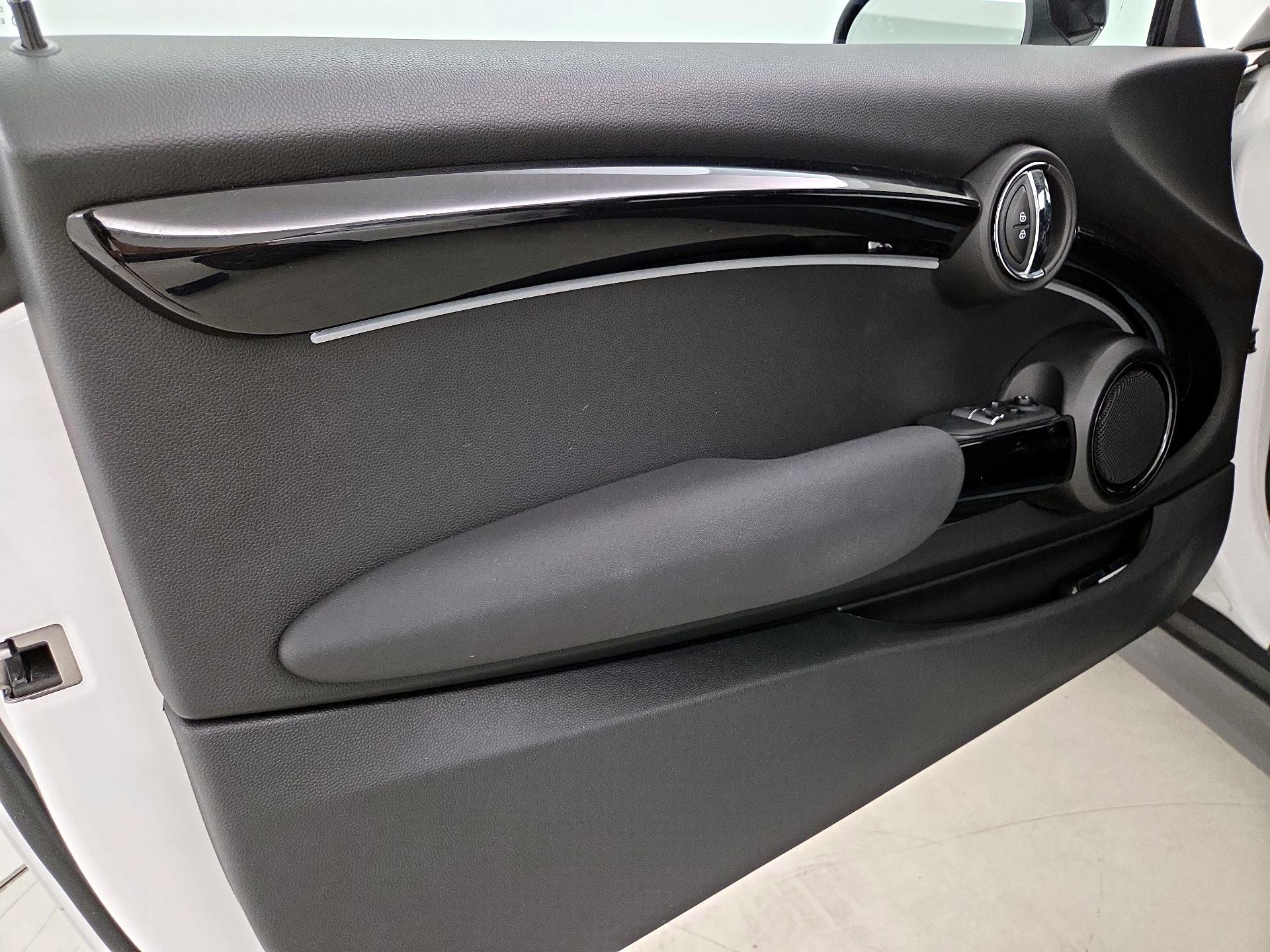 Thumbnail: 2024 MINI Cooper Hardtop - 12