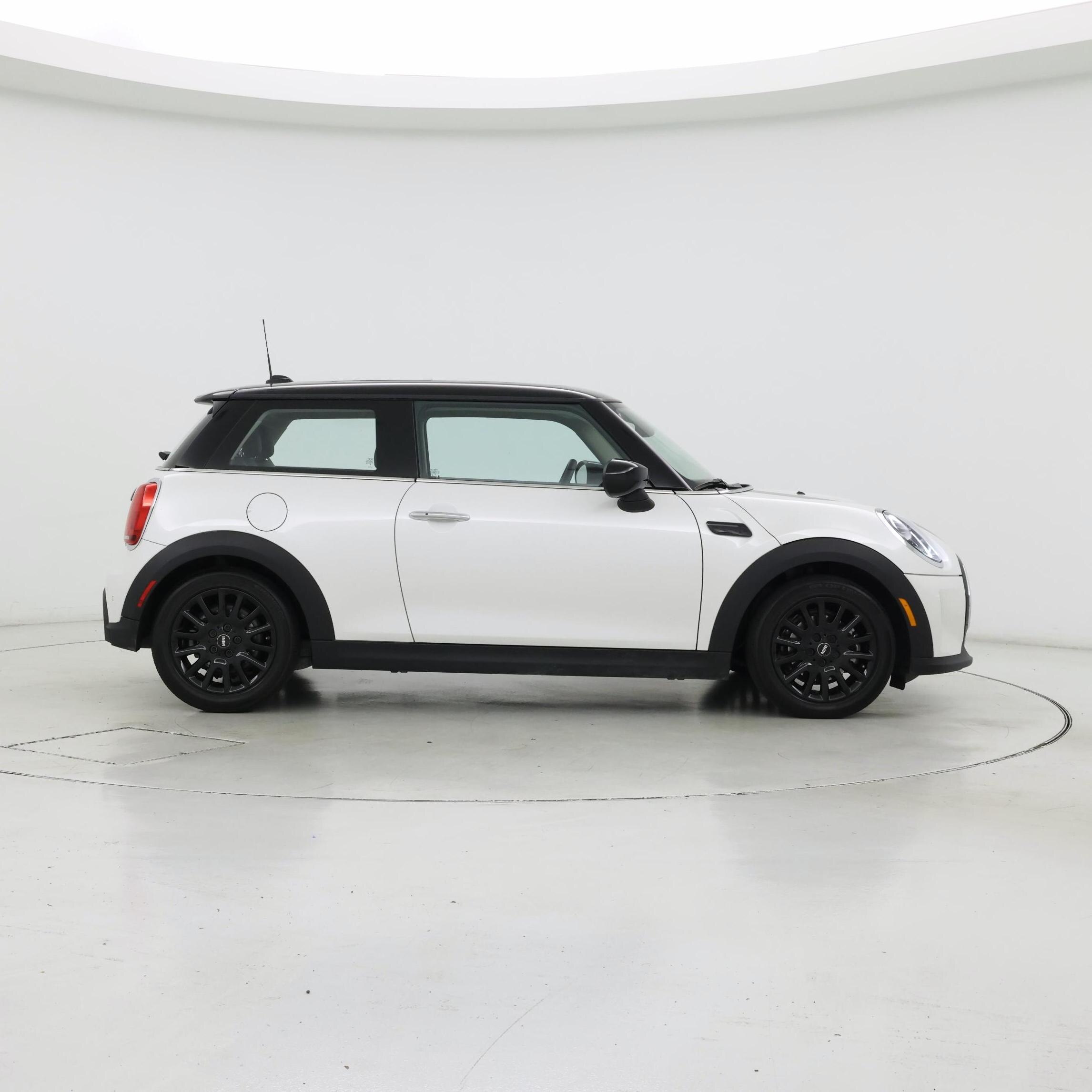 Thumbnail: 2024 MINI Cooper Hardtop - 7