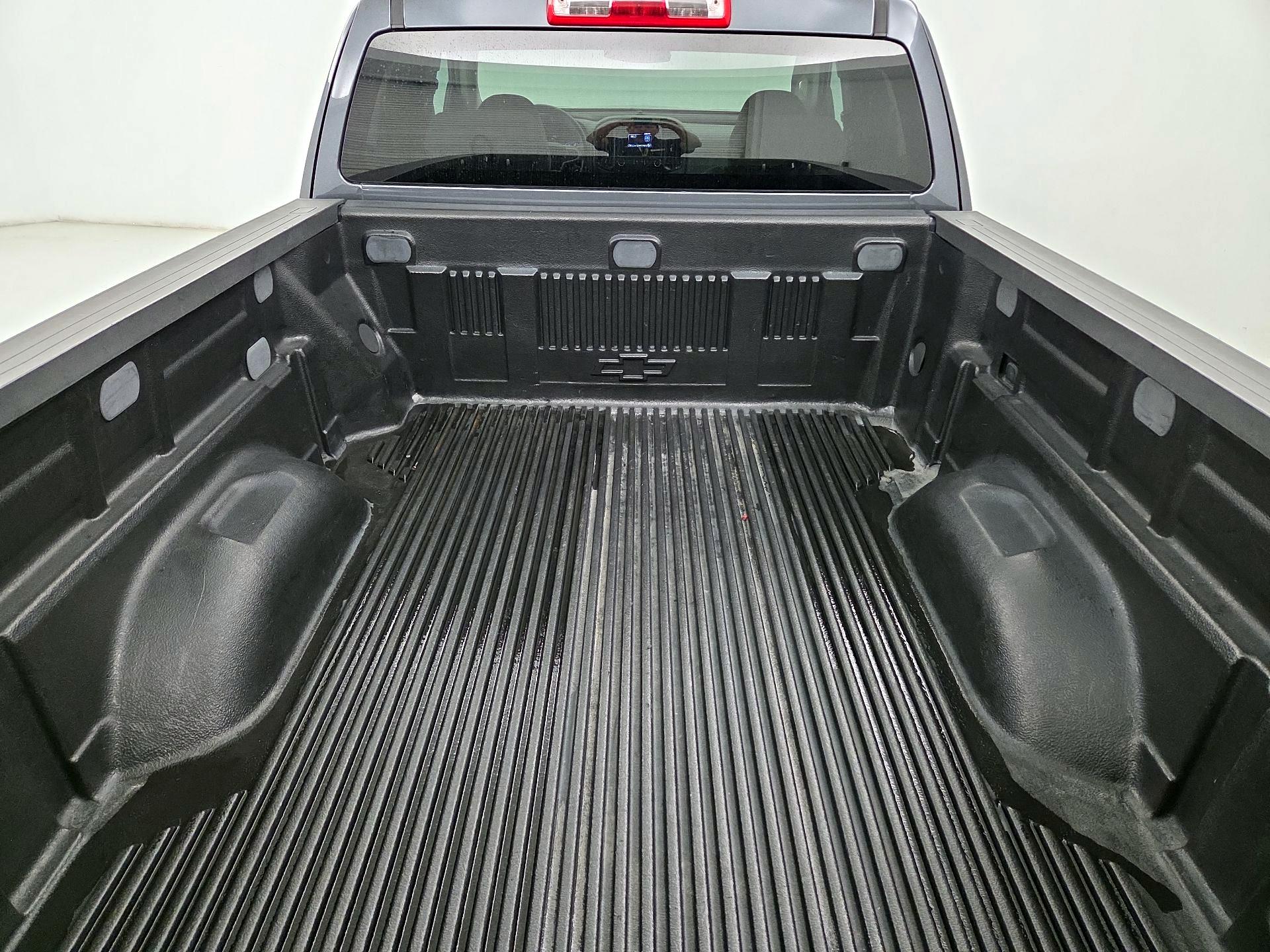 Thumbnail: 2017 Chevrolet Colorado - 20