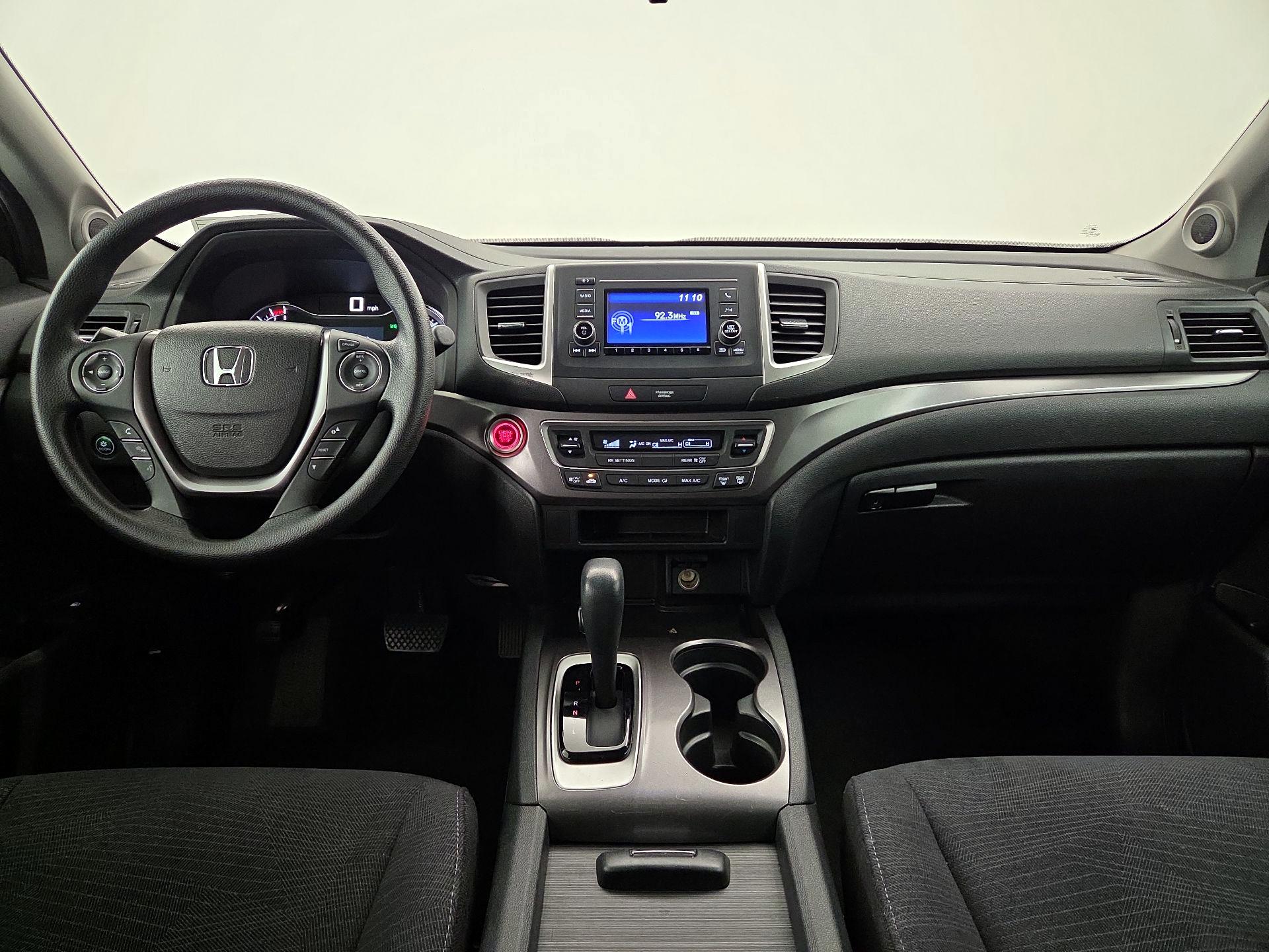 Thumbnail: 2018 Honda Pilot - 9