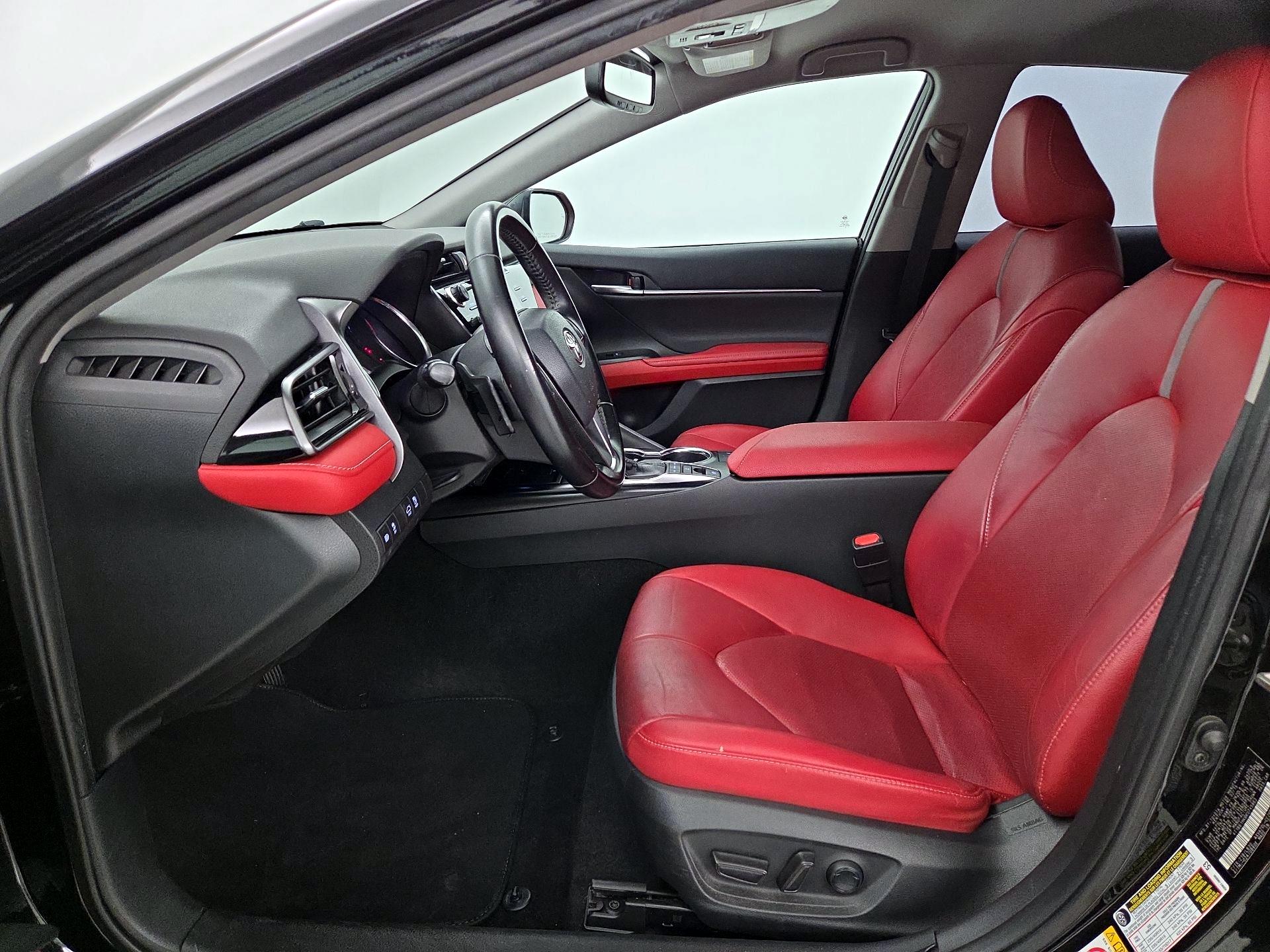 Thumbnail: 2019 Toyota Camry - 11