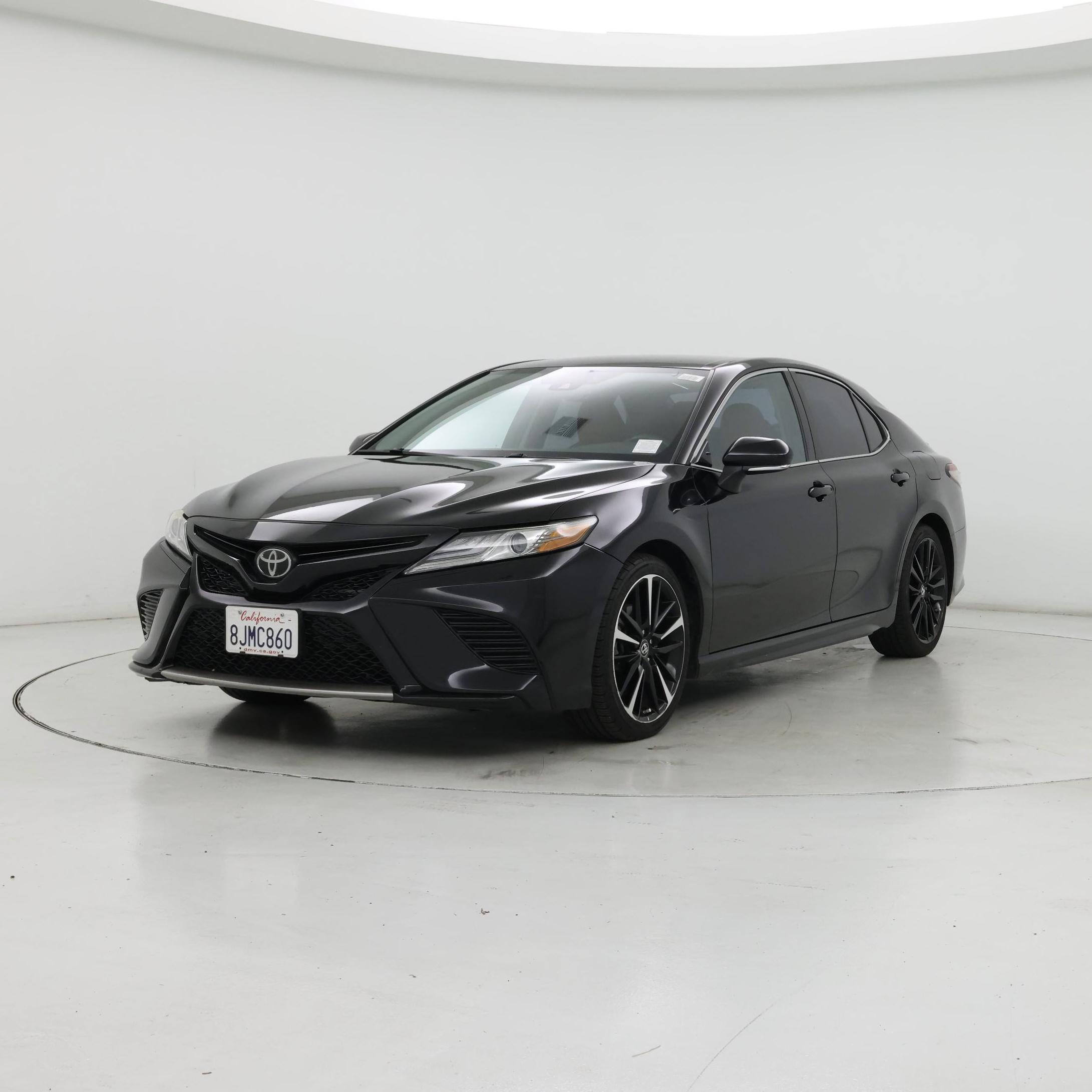 Thumbnail: 2019 Toyota Camry - 4