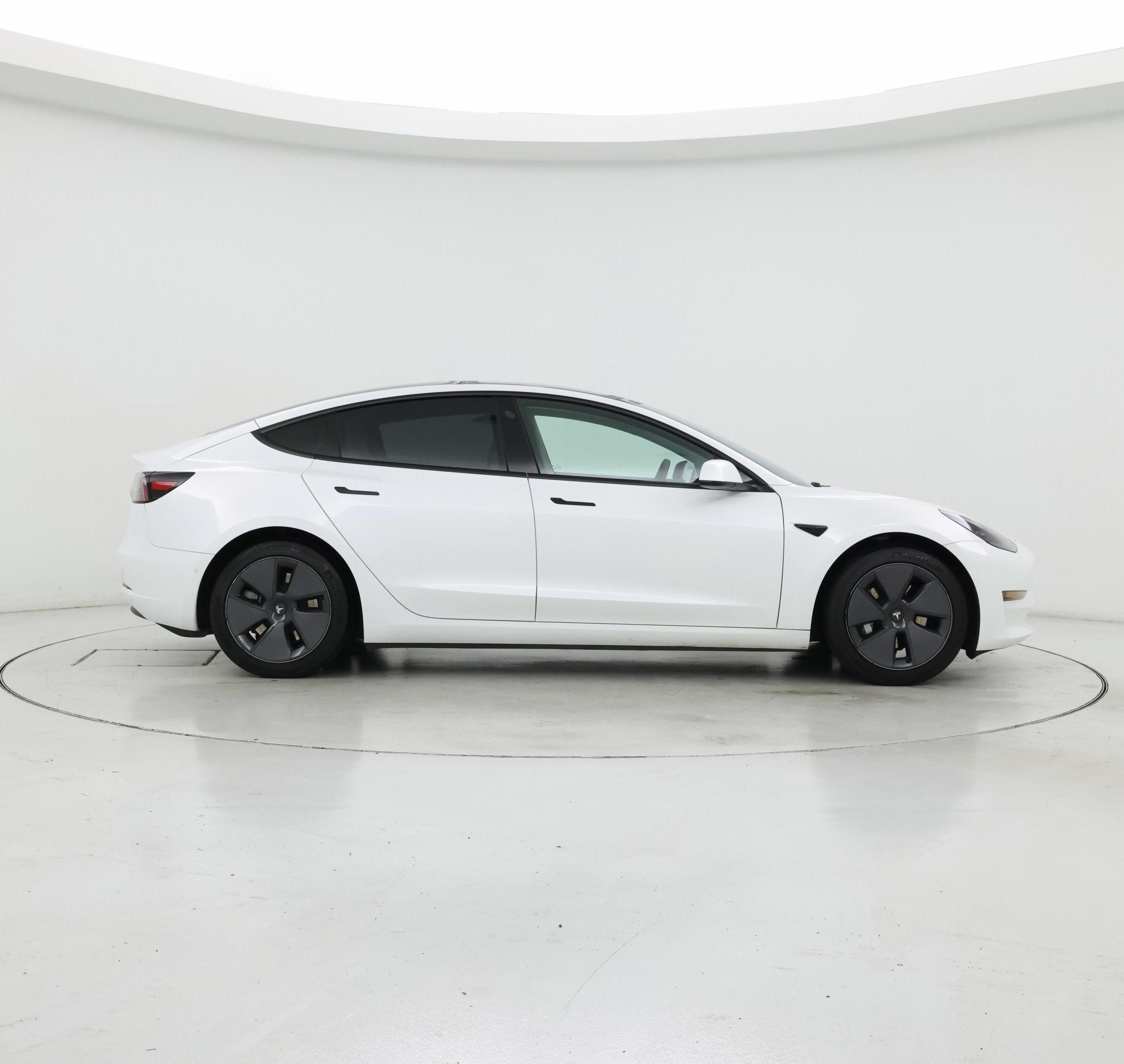 Thumbnail: 2021 Tesla Model 3 - 7