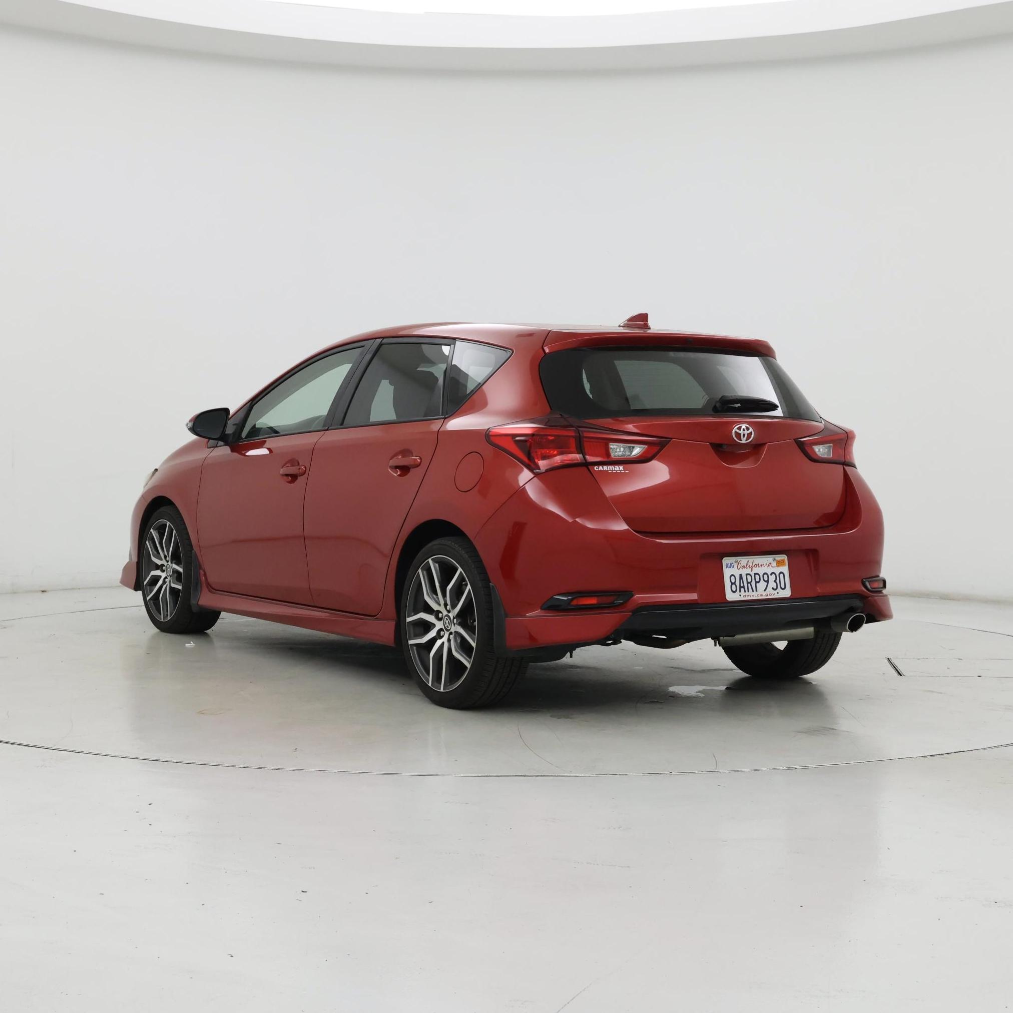 Thumbnail: 2017 Toyota Corolla iM - 2