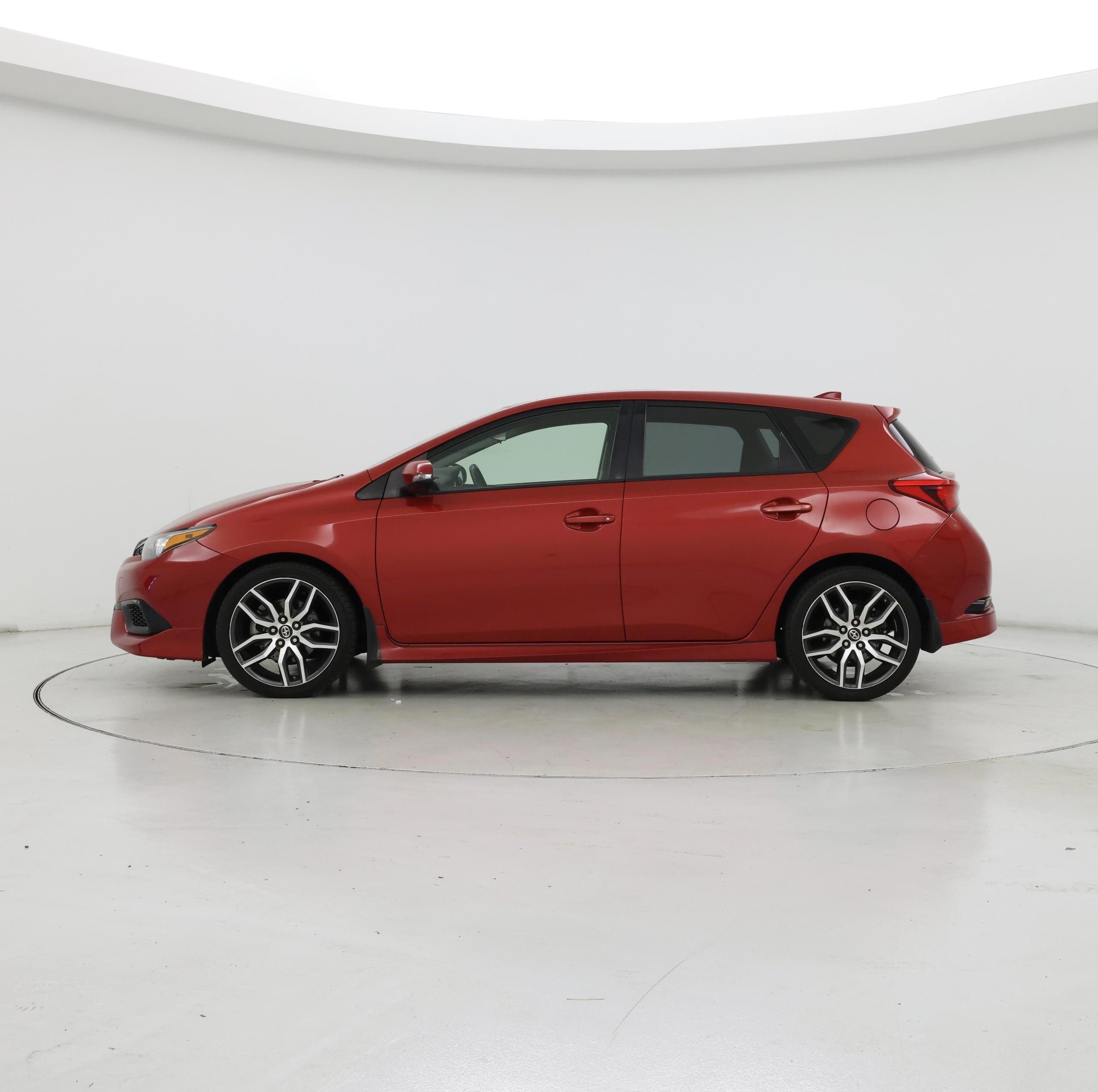Thumbnail: 2017 Toyota Corolla iM - 3