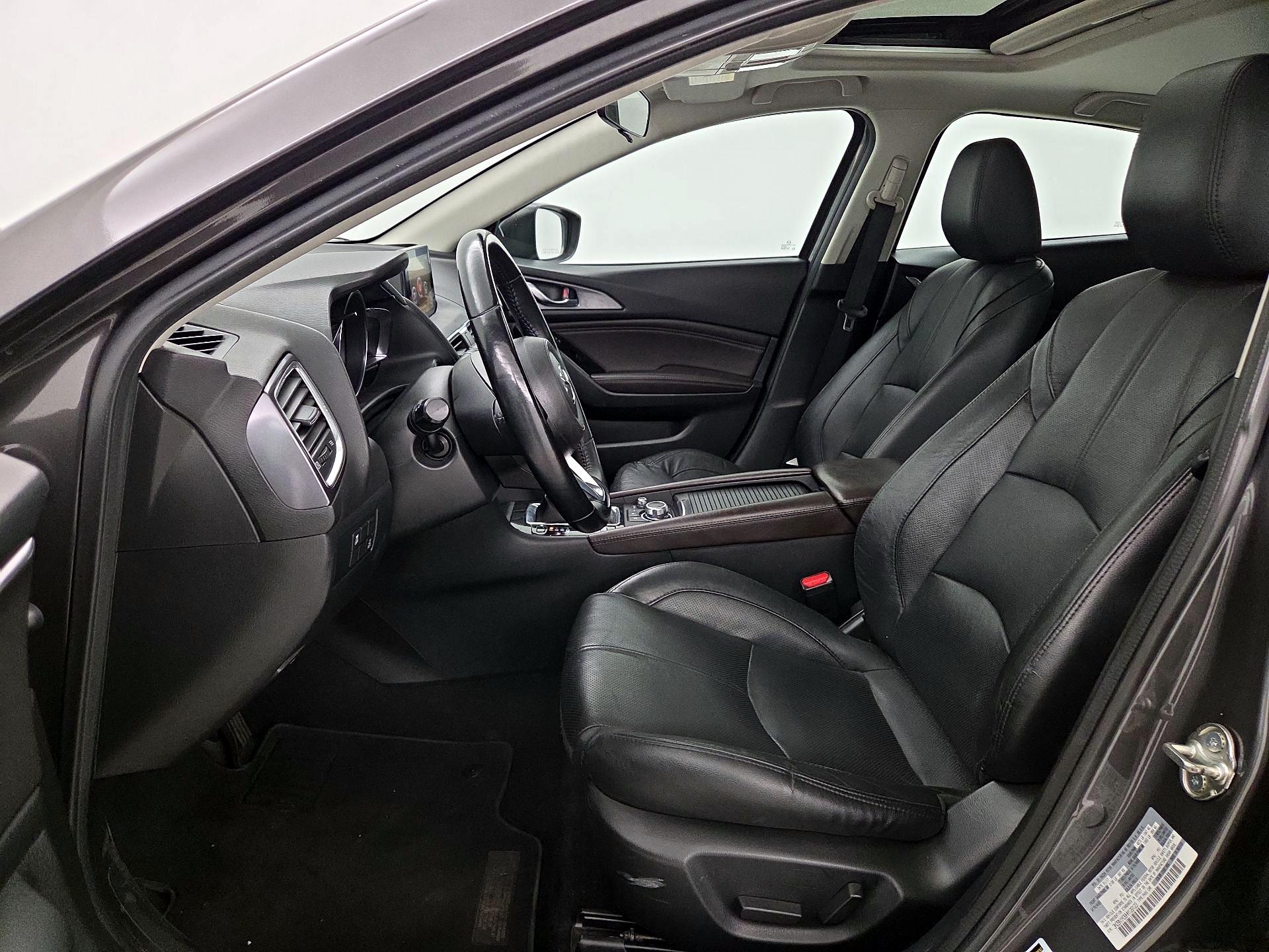 Thumbnail: 2017 Mazda Mazda3 - 11