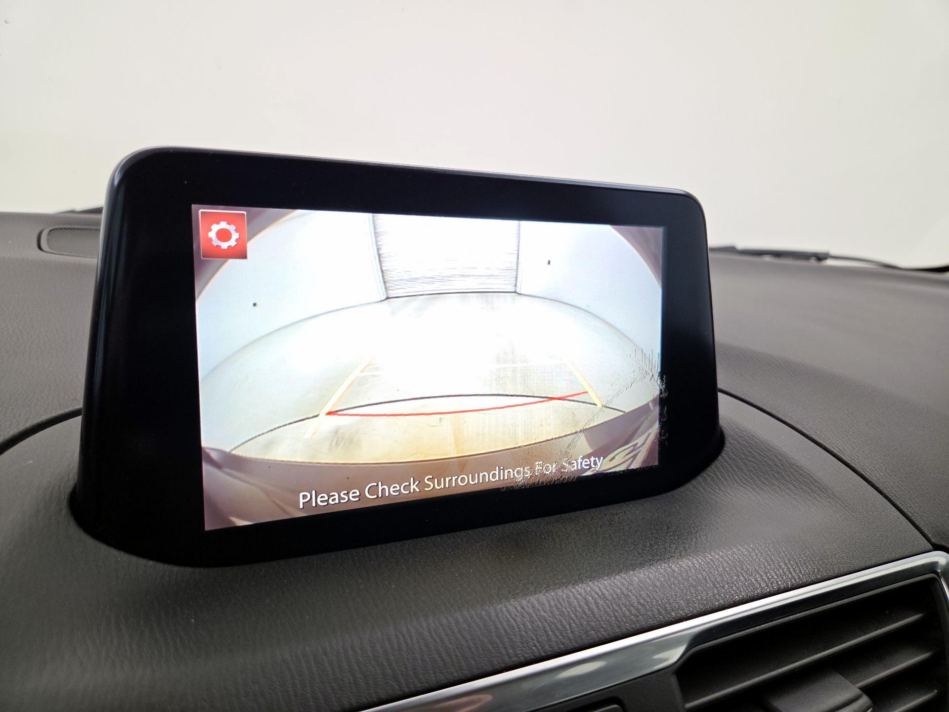 Thumbnail: 2017 Mazda Mazda3 - 14