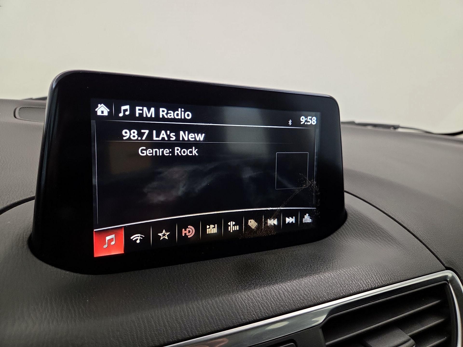 Thumbnail: 2017 Mazda Mazda3 - 15