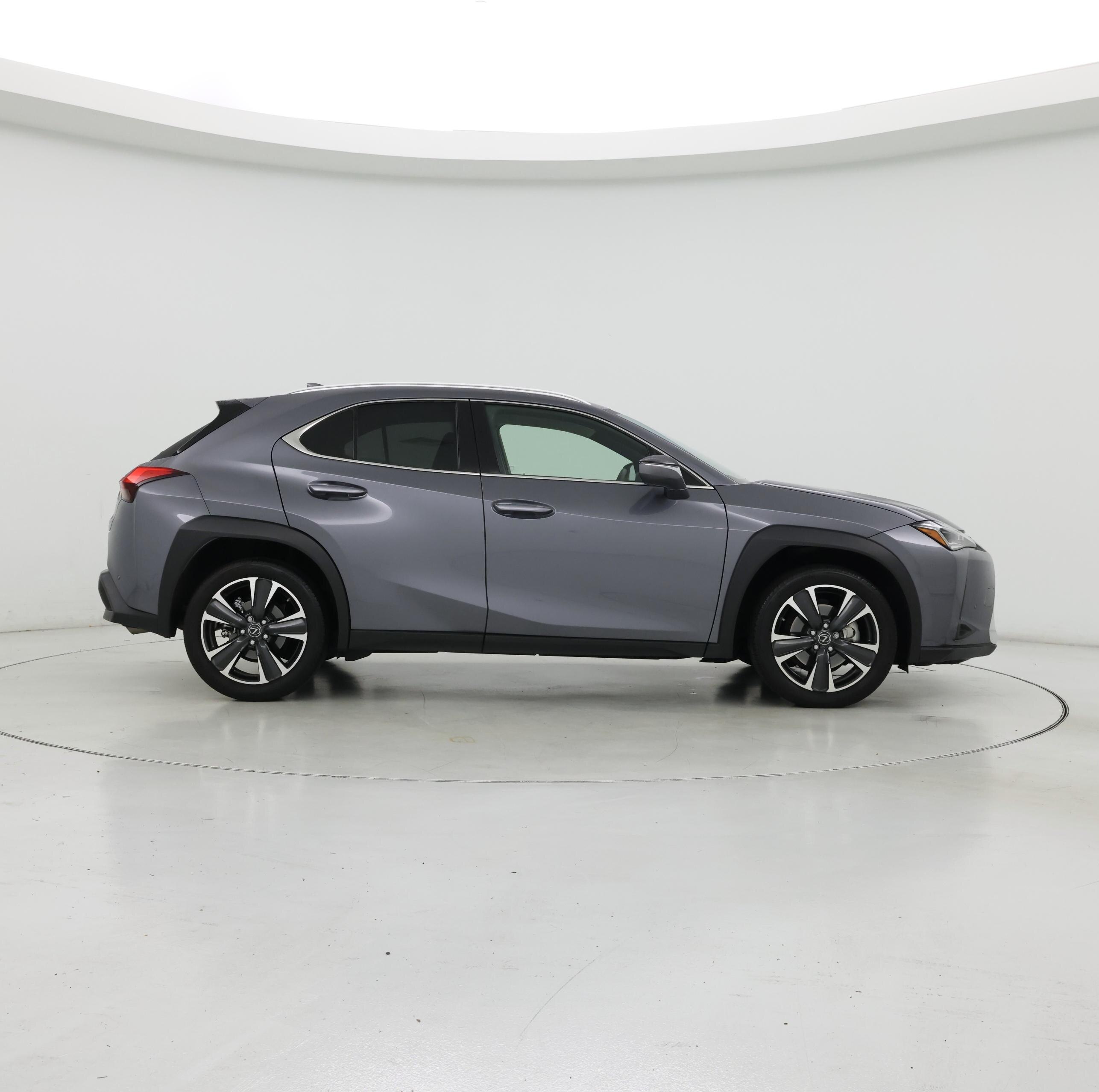 Thumbnail: 2021 Lexus UX - 7