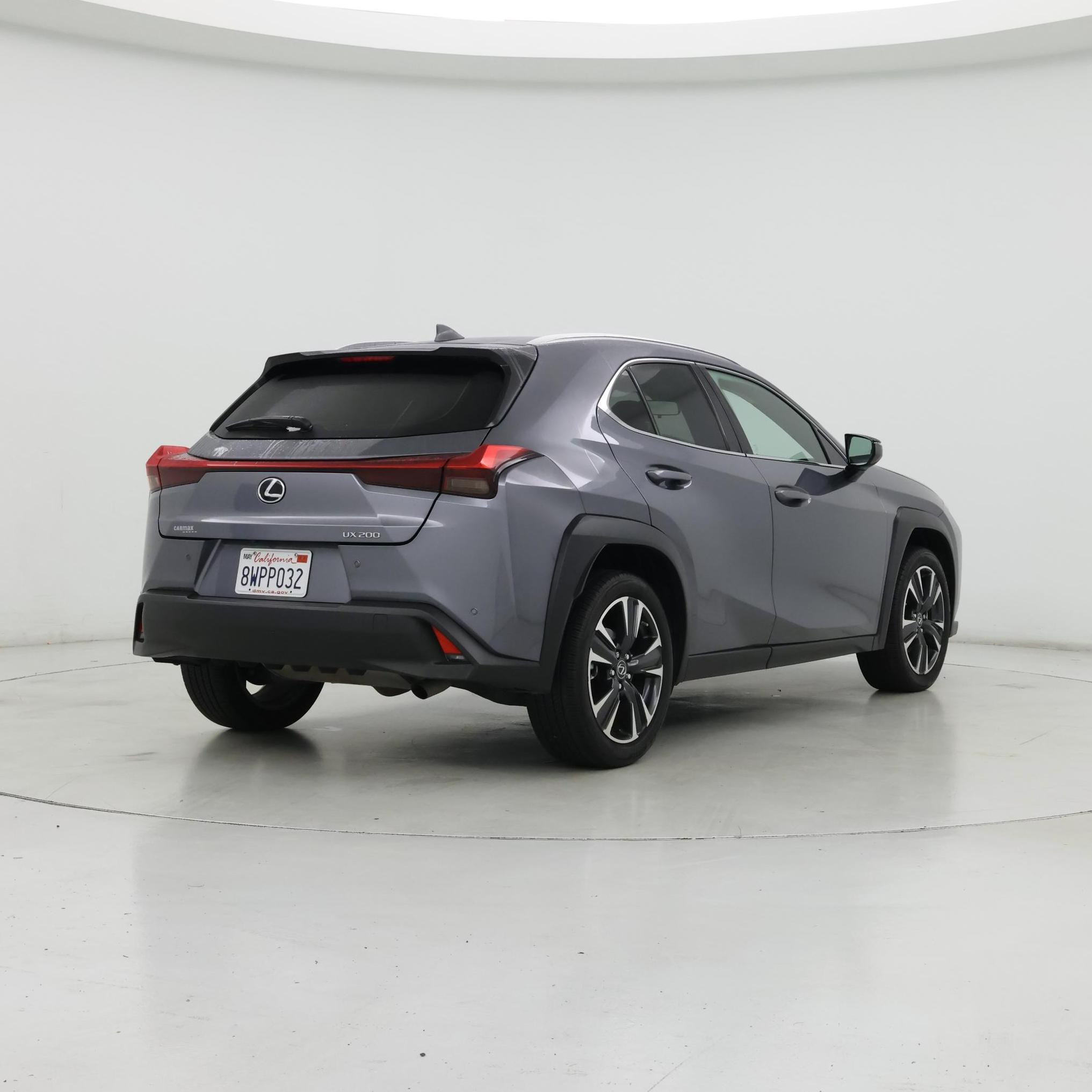 Thumbnail: 2021 Lexus UX - 8