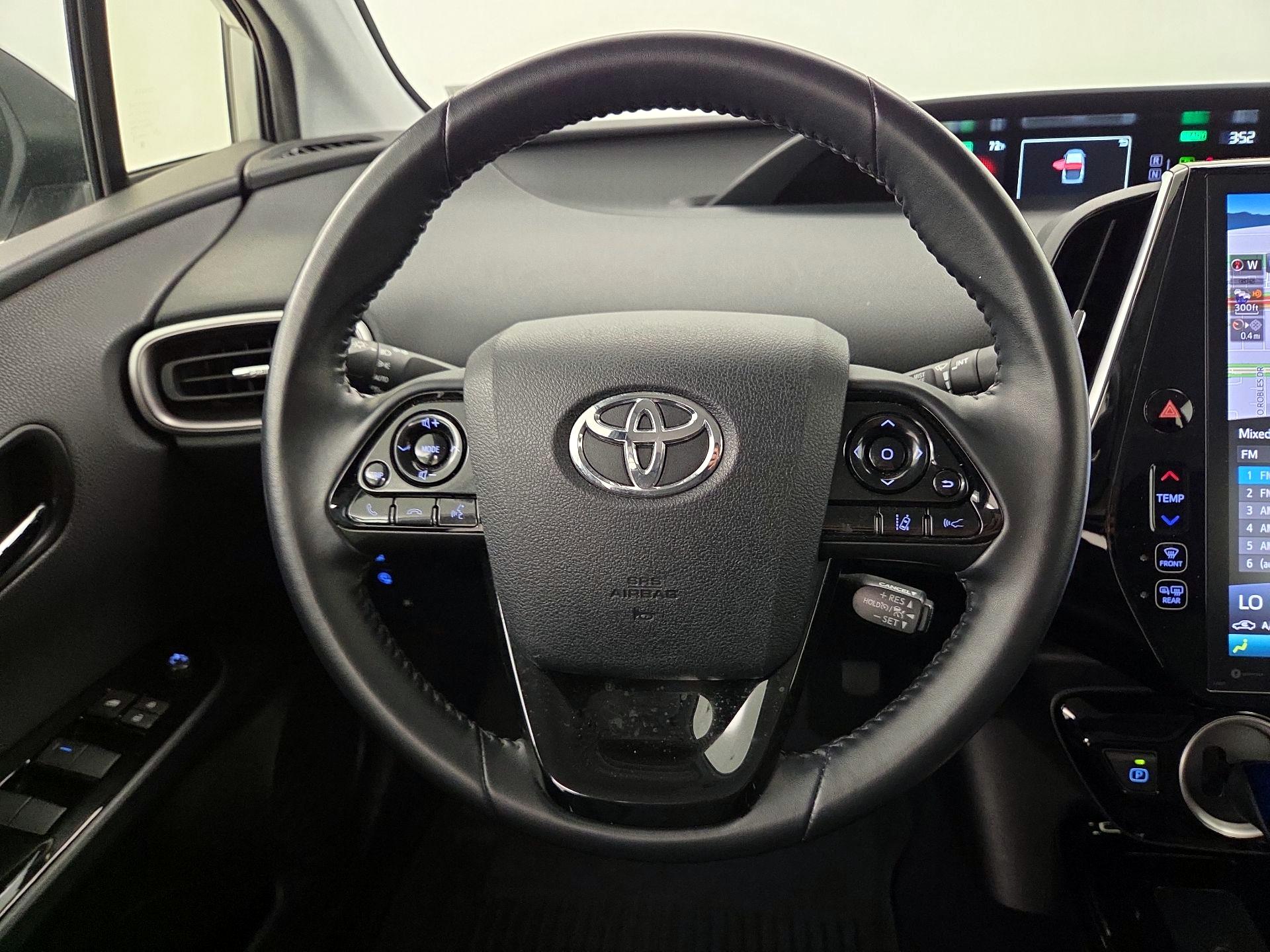 Thumbnail: 2022 Toyota Prius Prime - 10