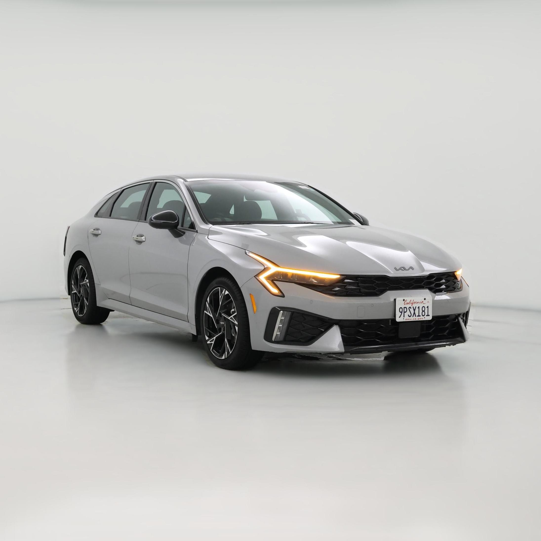 Thumbnail: 2025 Kia K5 - 1