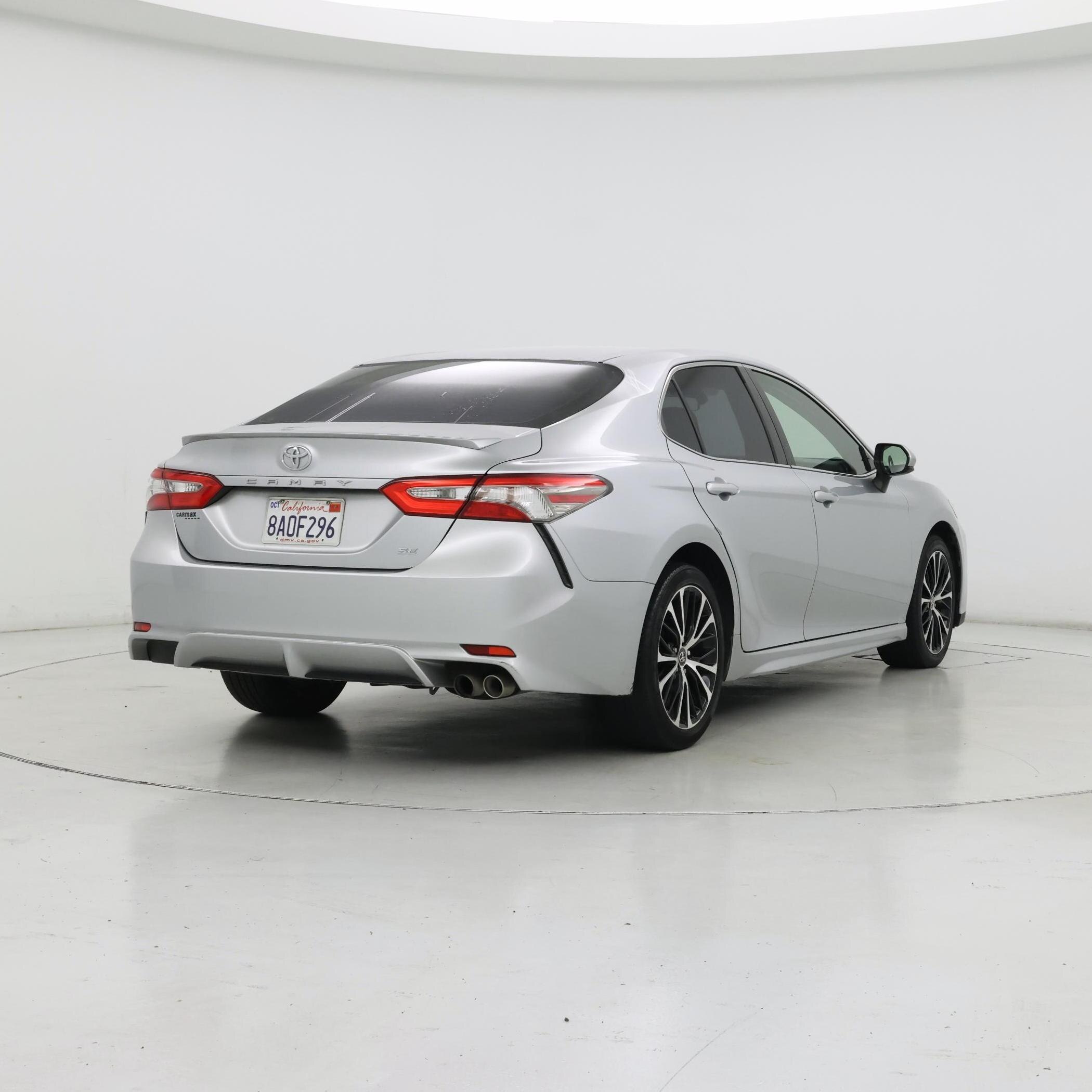 Thumbnail: 2018 Toyota Camry - 8