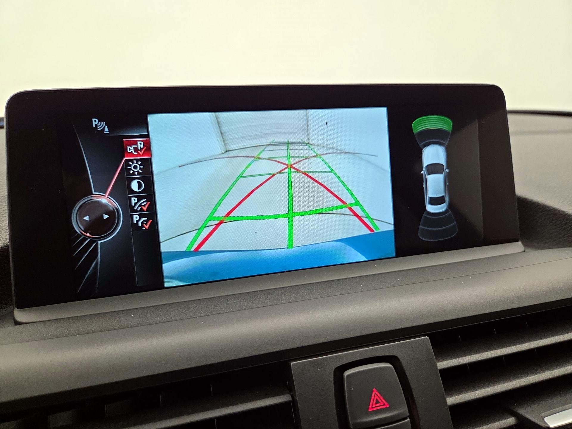 Thumbnail: 2016 BMW 2 Series - 15