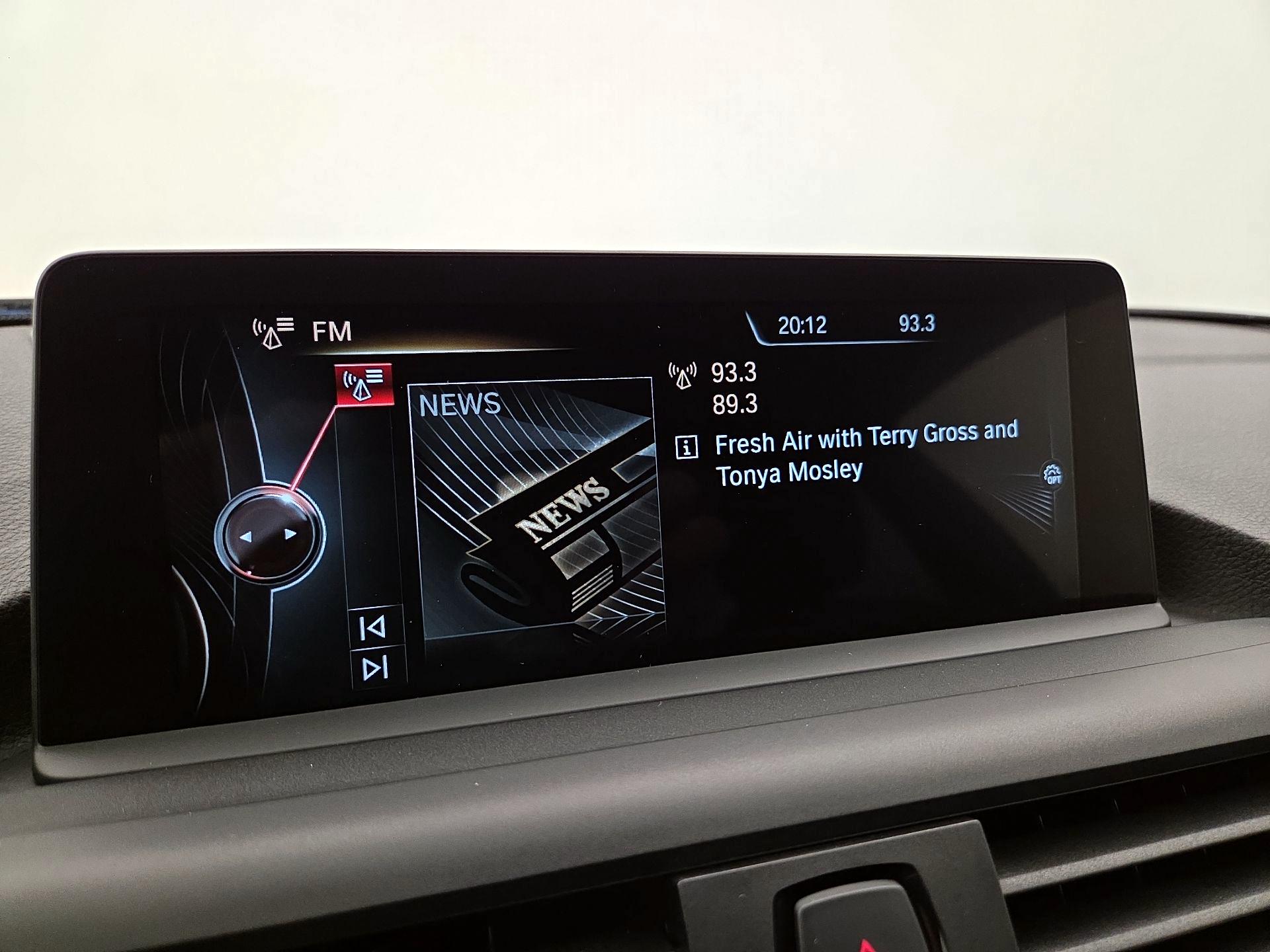 Thumbnail: 2016 BMW 2 Series - 16