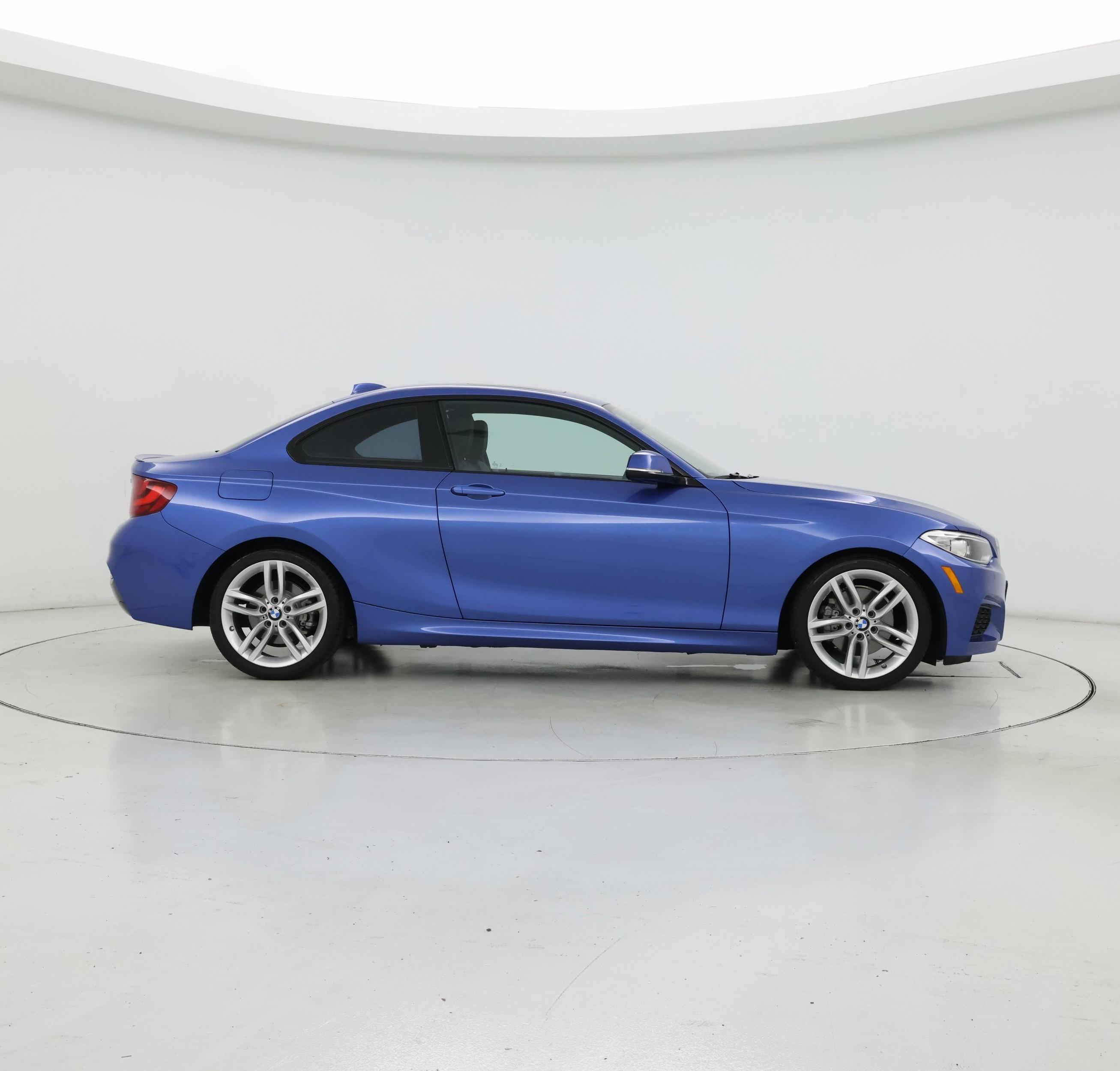 Thumbnail: 2016 BMW 2 Series - 7