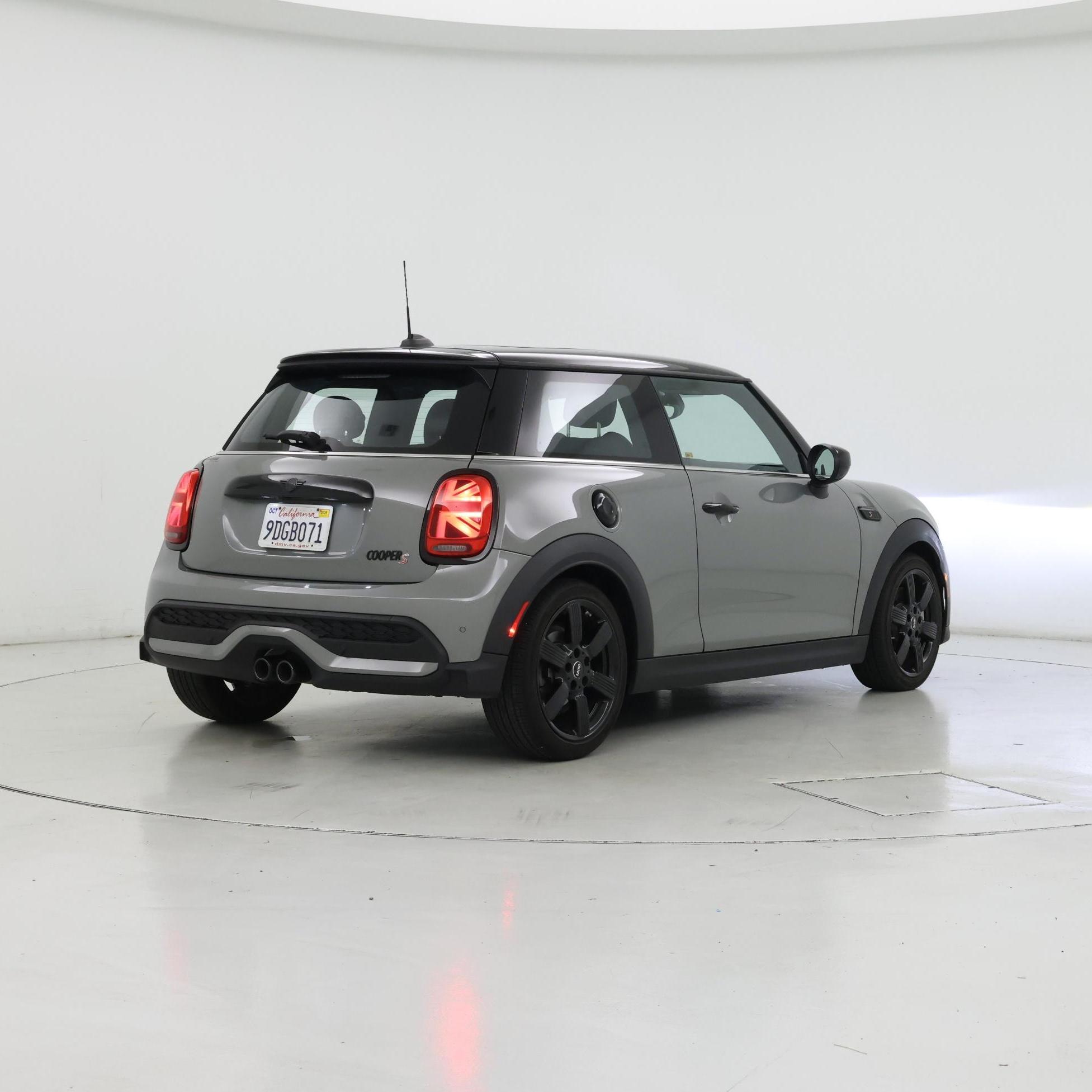 Thumbnail: 2023 MINI Cooper Hardtop - 8