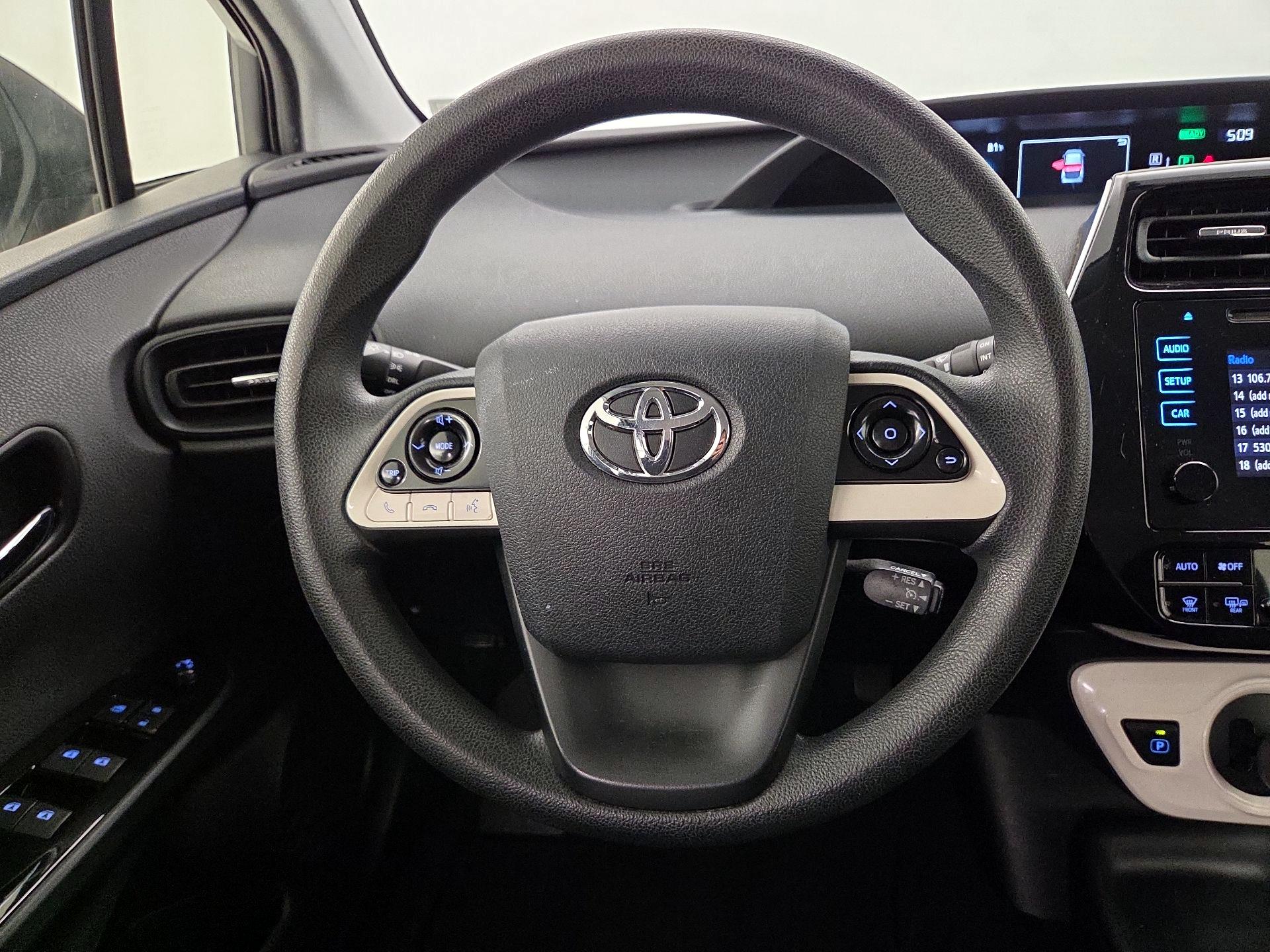 Thumbnail: 2016 Toyota Prius - 10