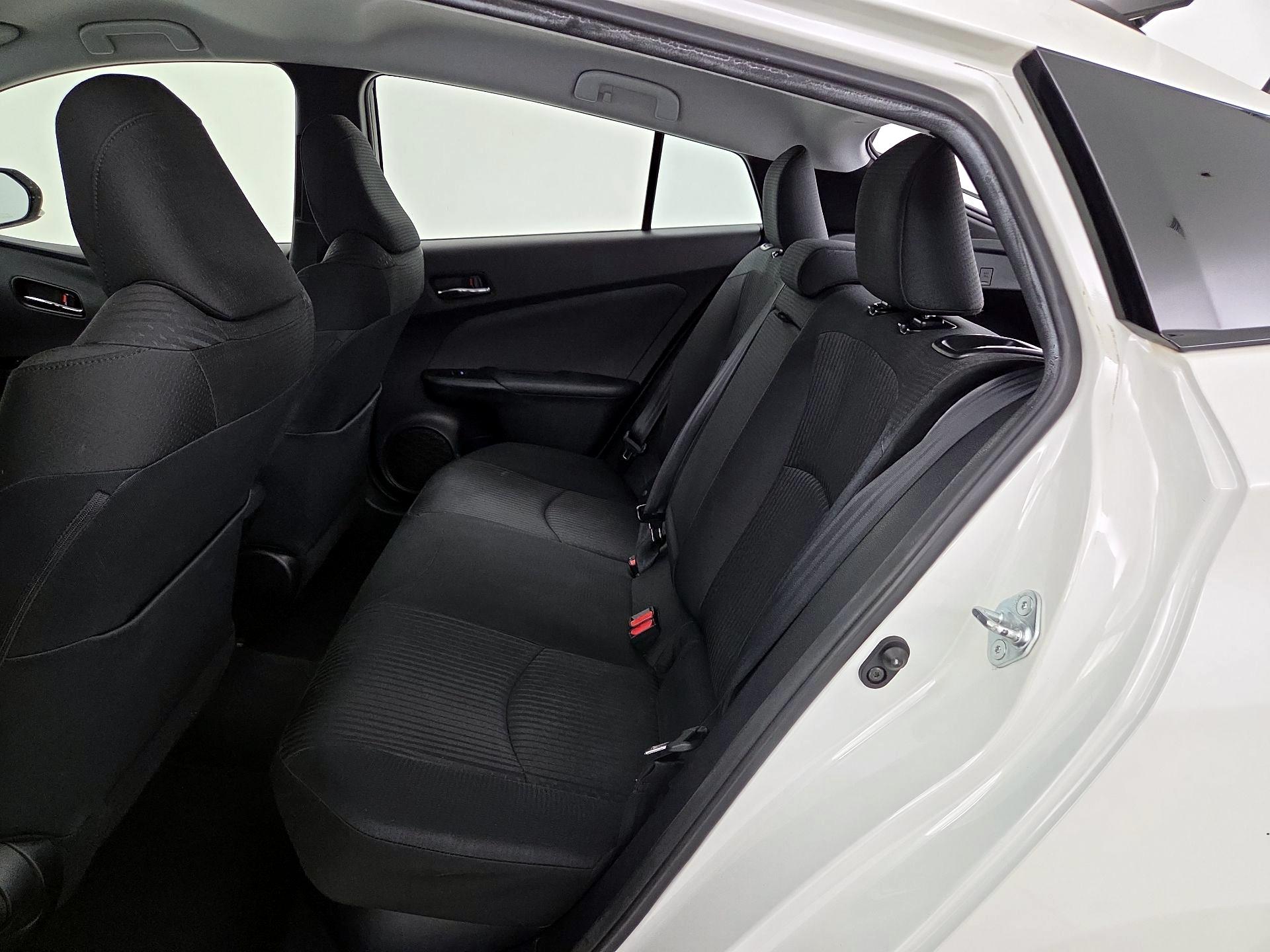 Thumbnail: 2016 Toyota Prius - 19