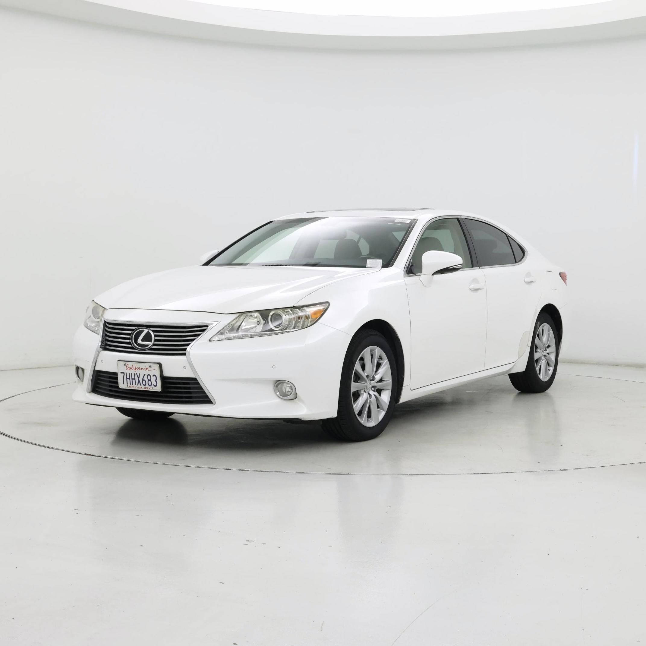 Thumbnail: 2014 Lexus ES - 4