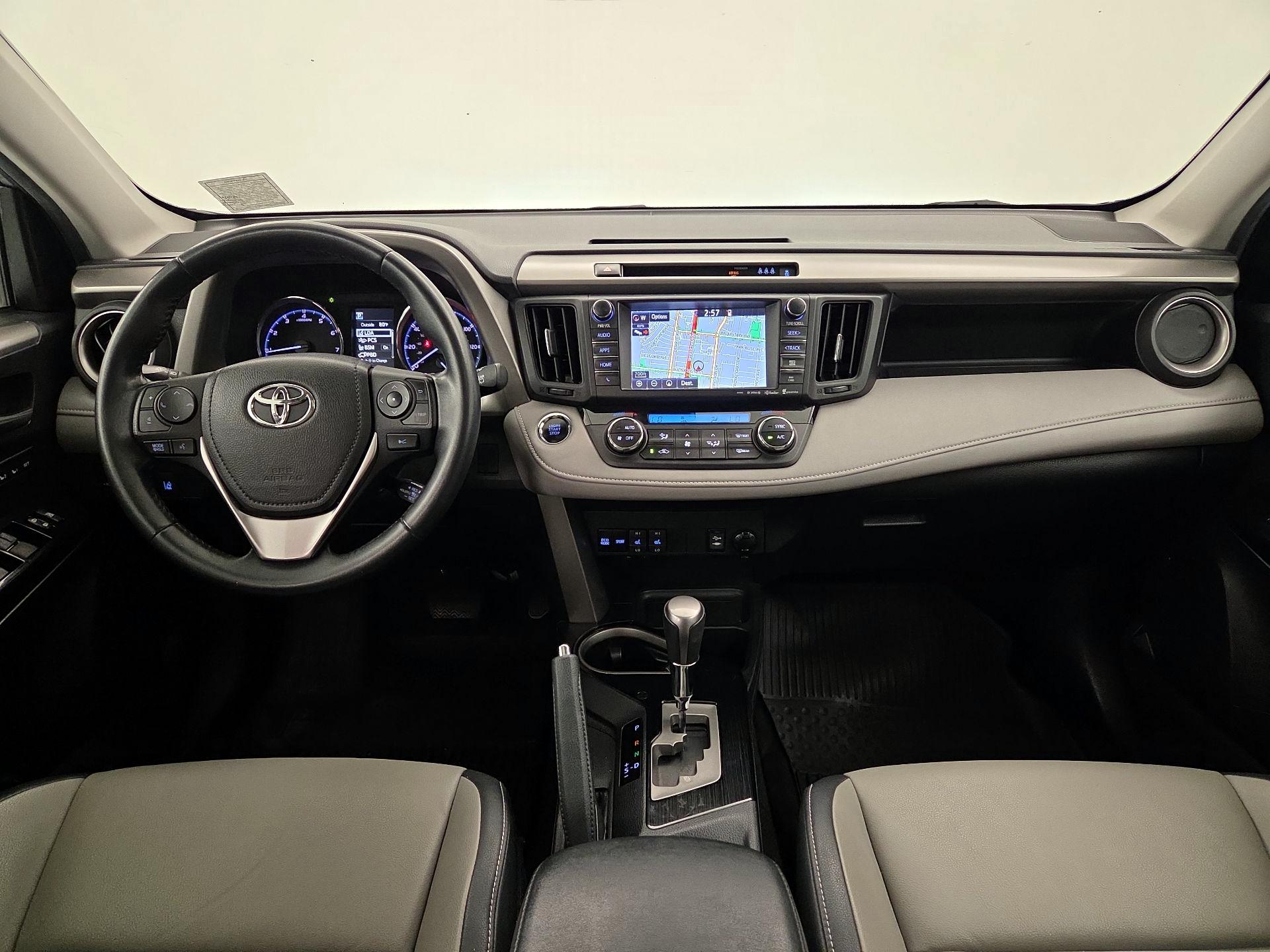 Thumbnail: 2018 Toyota RAV4 - 9