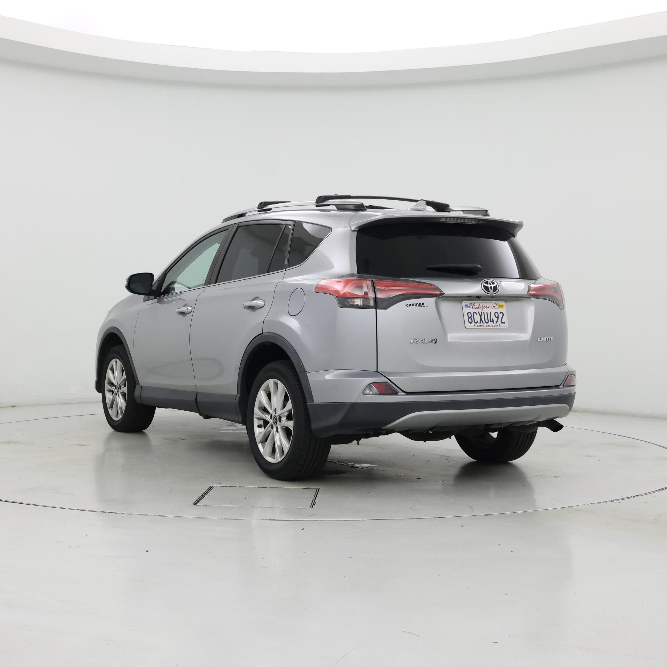 Thumbnail: 2018 Toyota RAV4 - 2