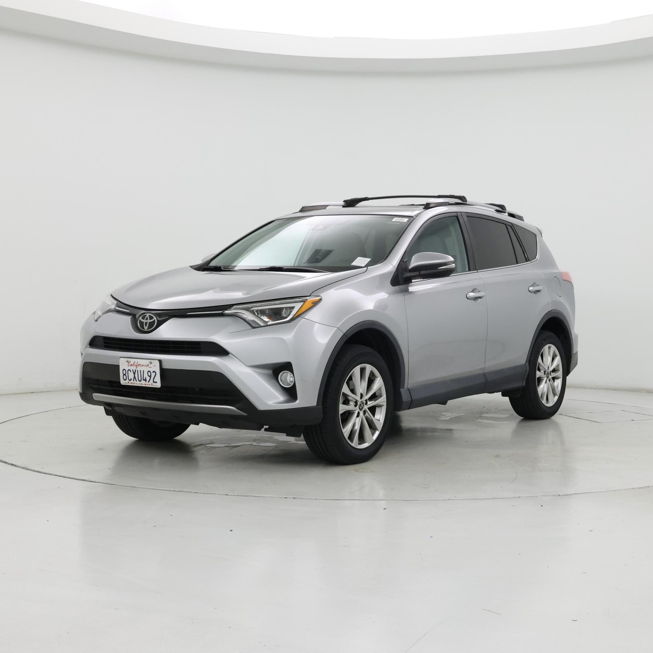 Thumbnail: 2018 Toyota RAV4 - 4