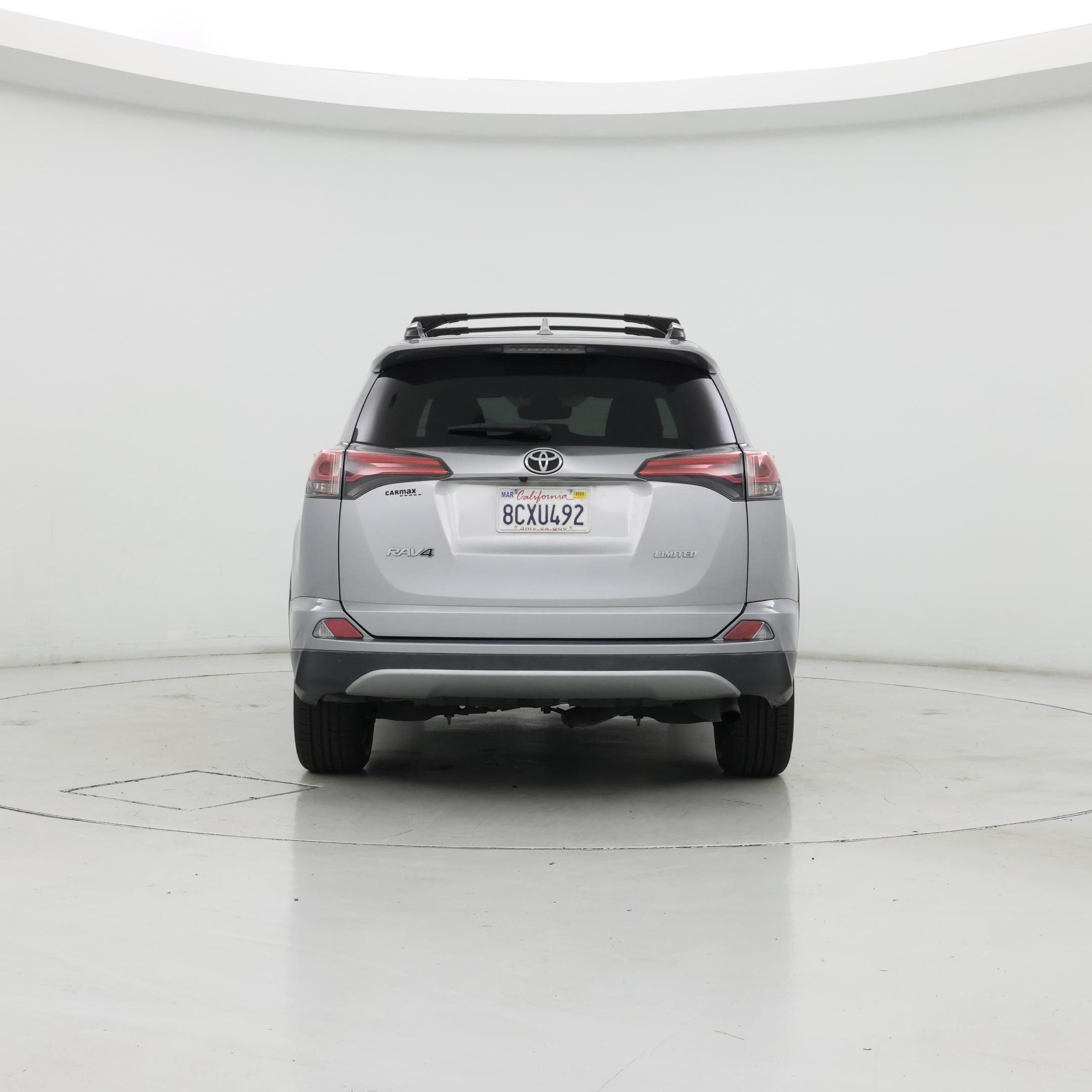 Thumbnail: 2018 Toyota RAV4 - 6