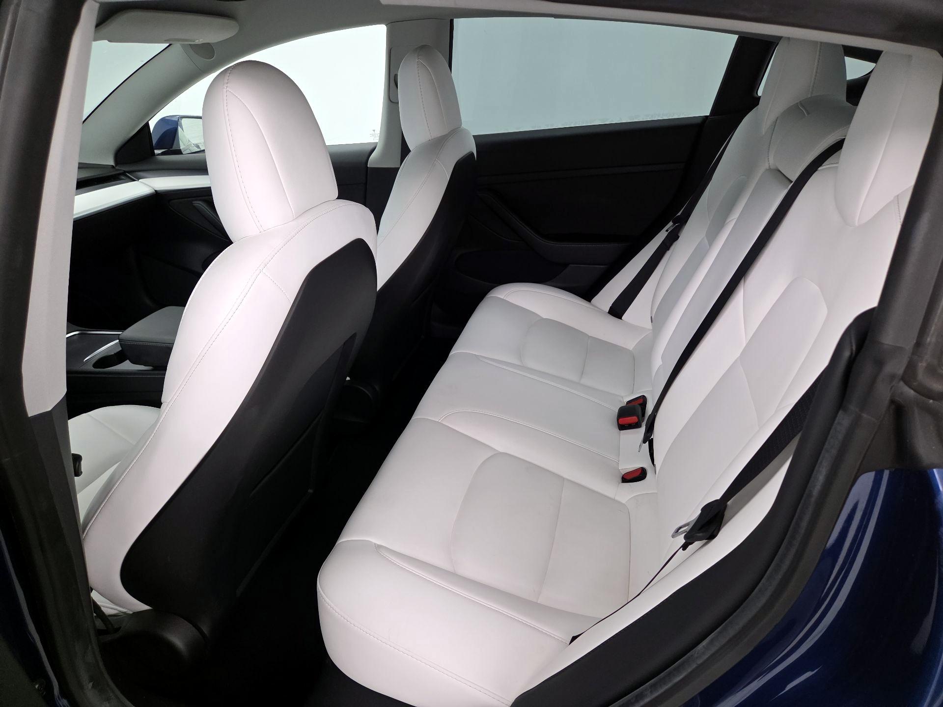 Thumbnail: 2021 Tesla Model 3 - 18