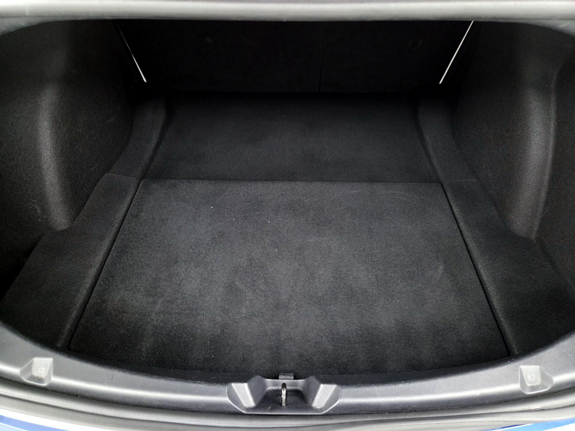 Thumbnail: 2021 Tesla Model 3 - 19