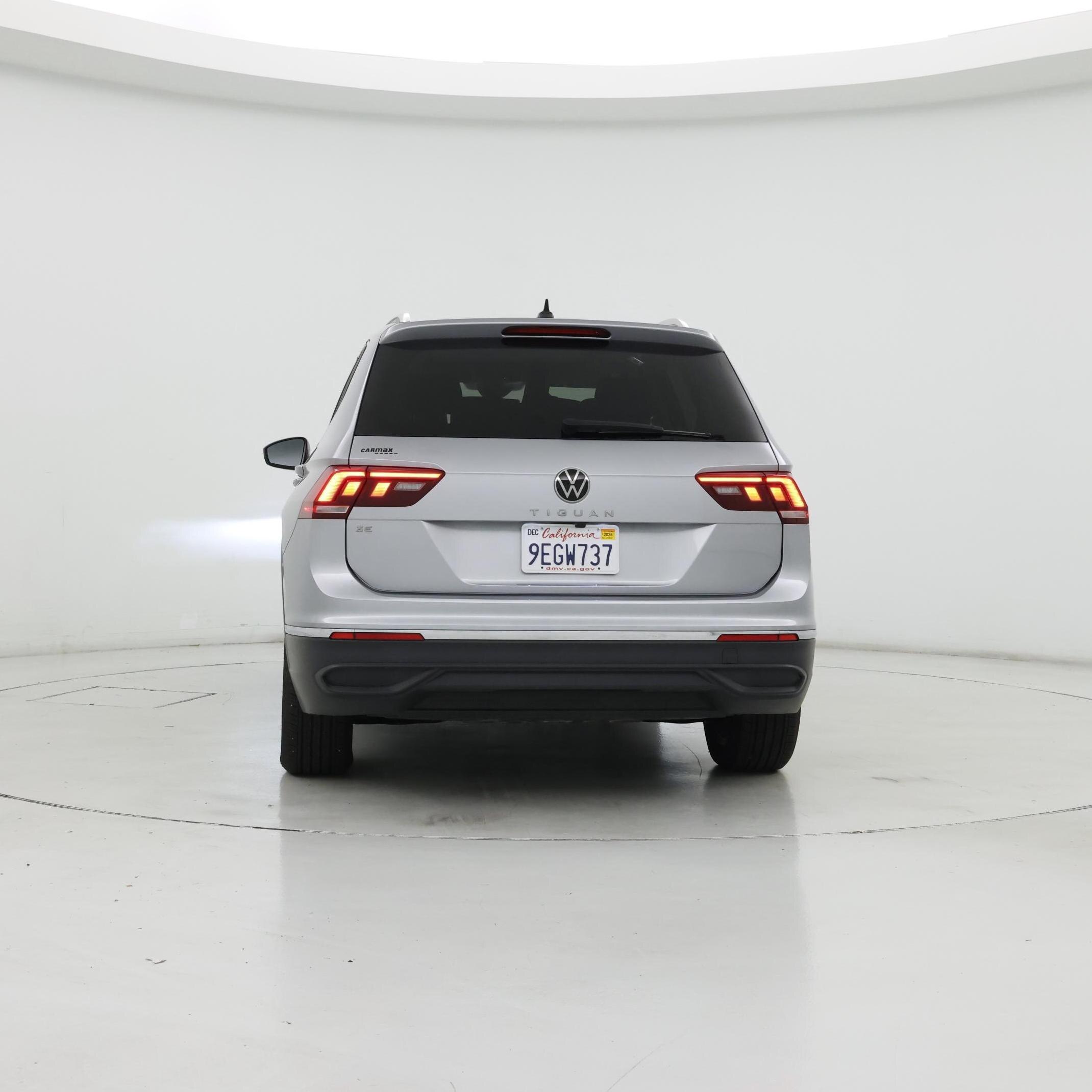 Thumbnail: 2022 Volkswagen Tiguan - 6