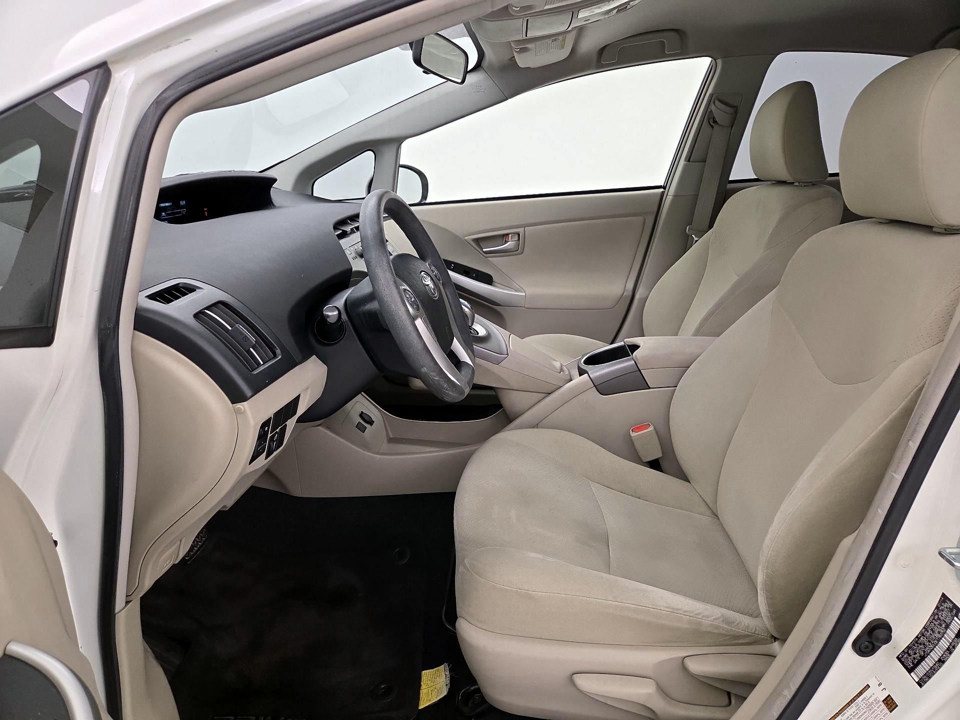 Thumbnail: 2014 Toyota Prius - 11