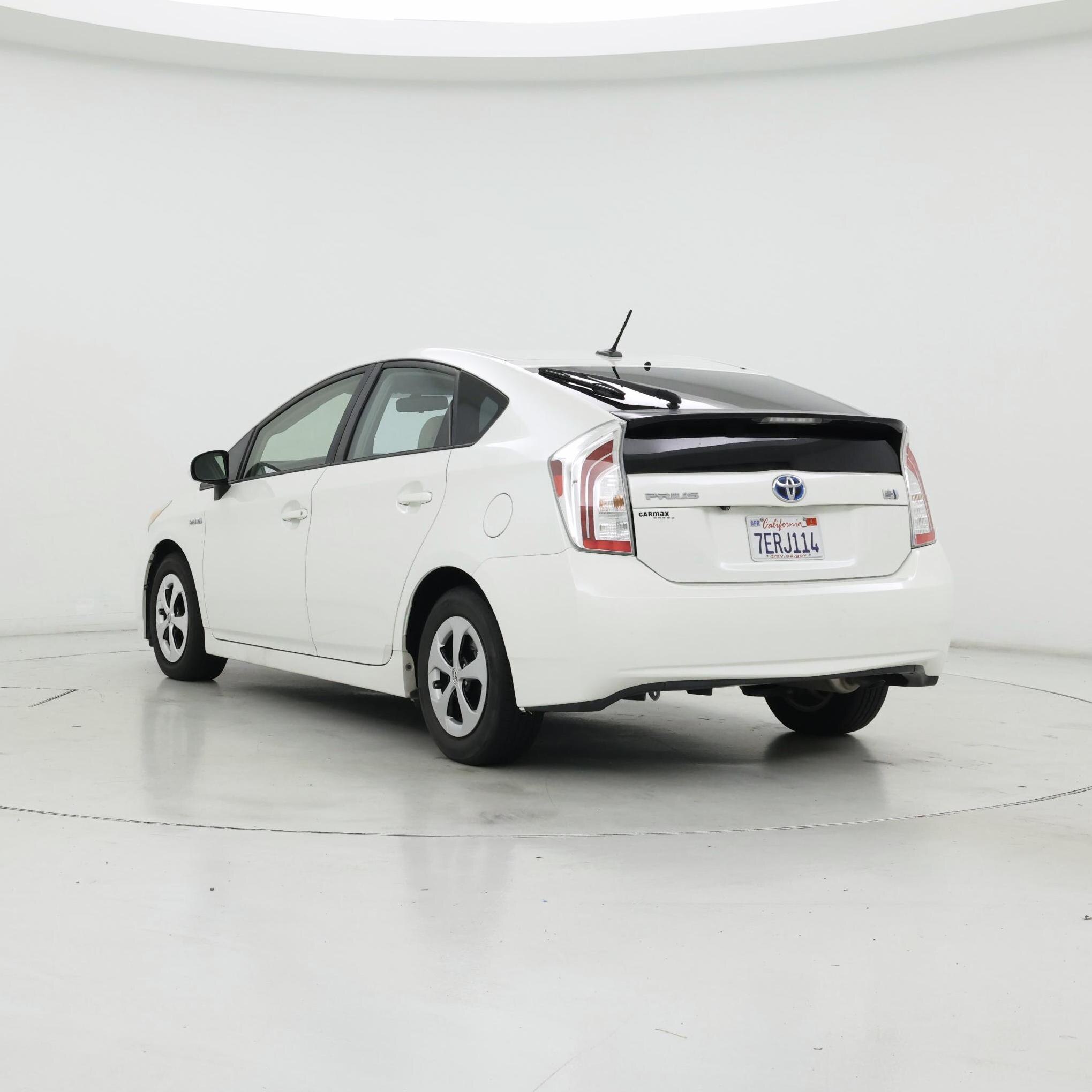 Thumbnail: 2014 Toyota Prius - 2