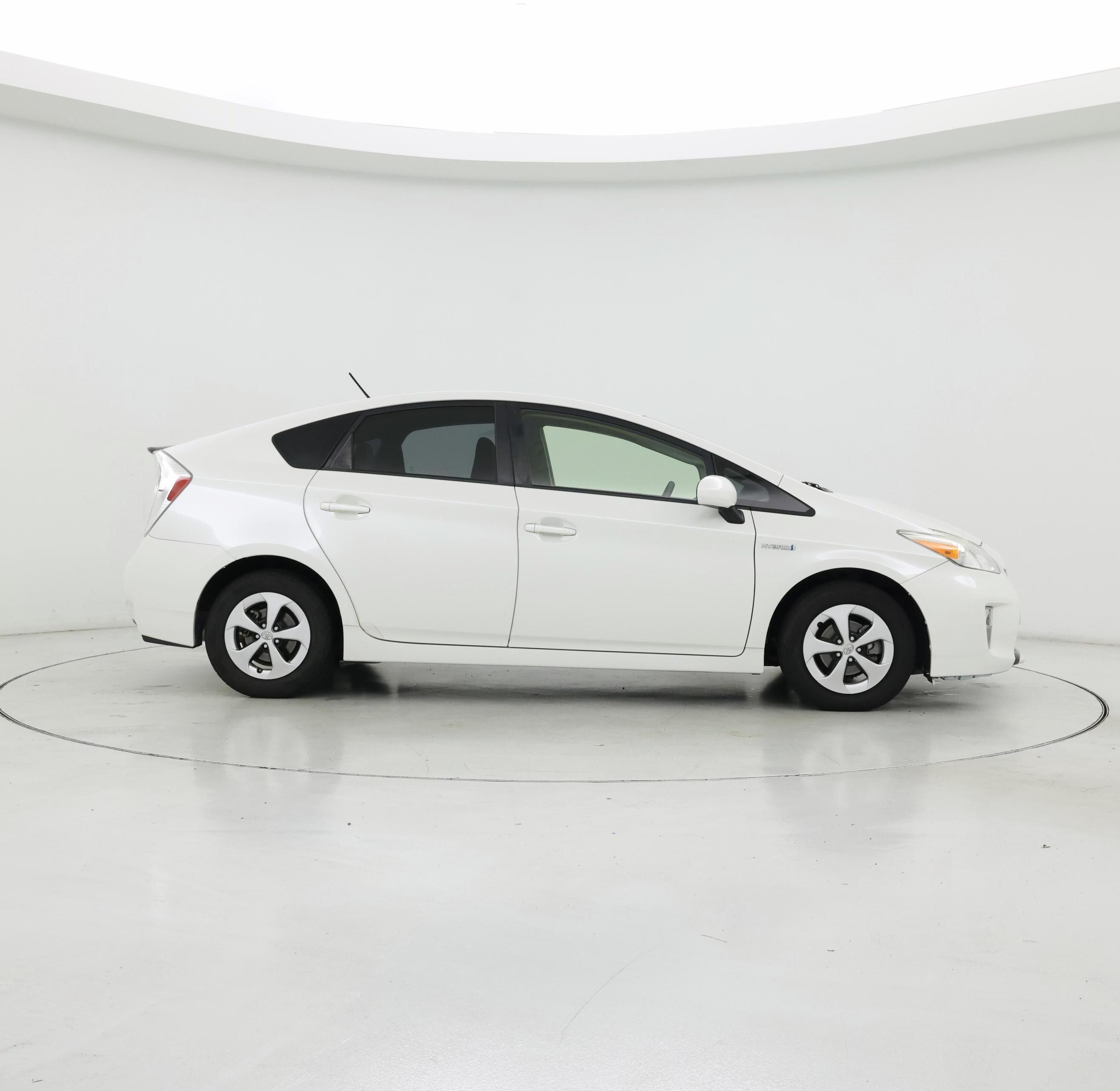 Thumbnail: 2014 Toyota Prius - 7