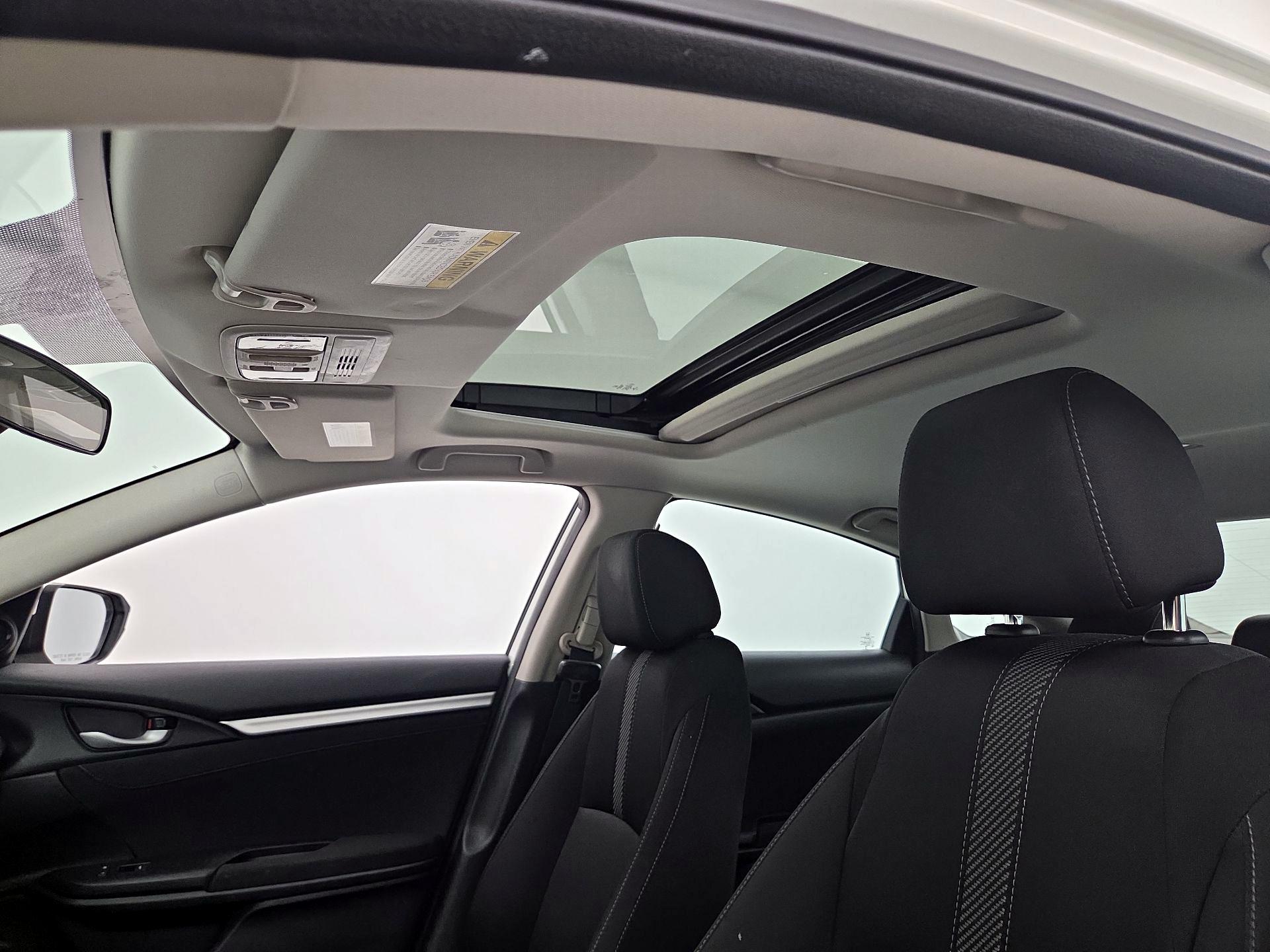 Thumbnail: 2016 Honda Civic - 19