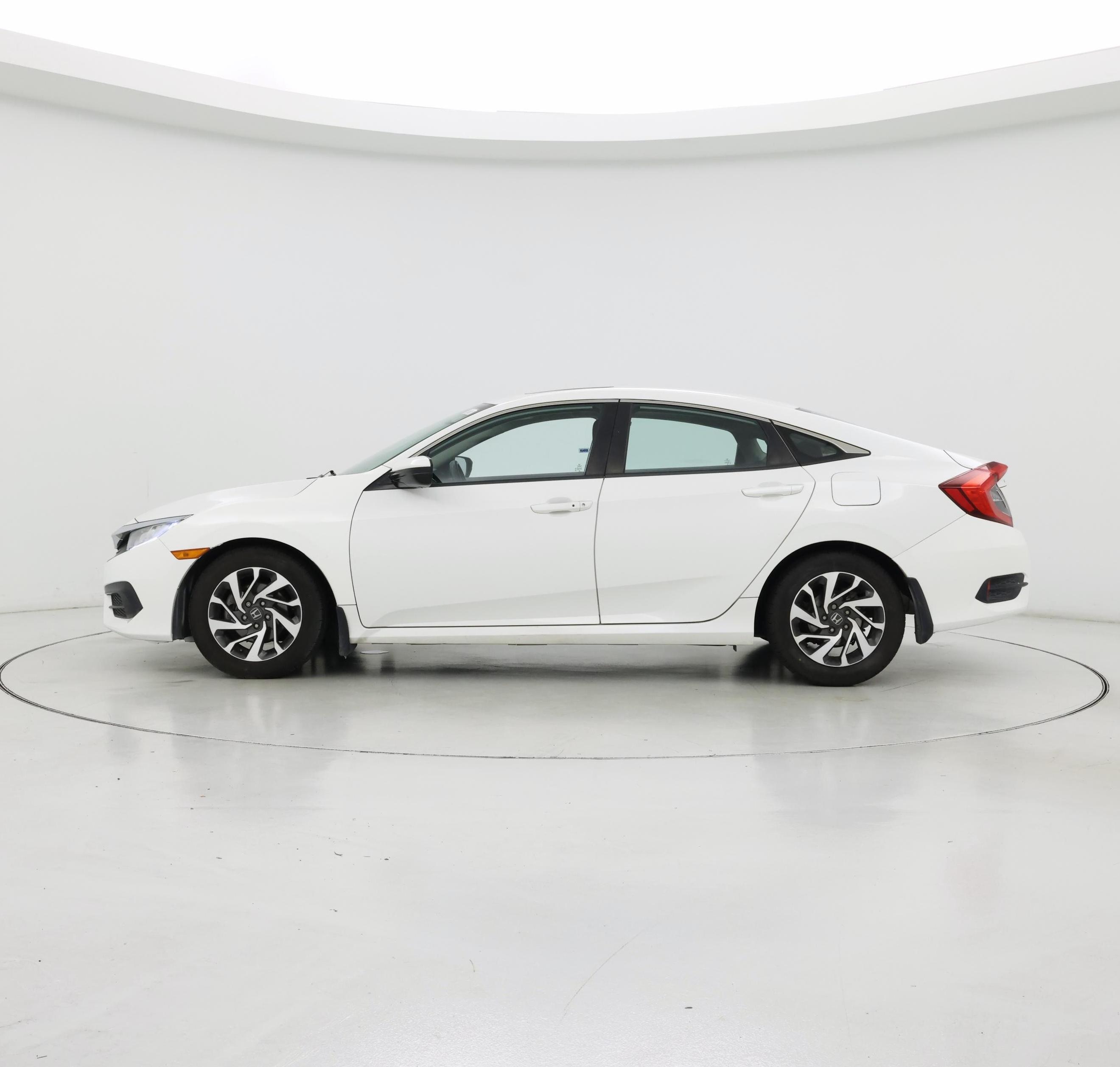 Thumbnail: 2016 Honda Civic - 3