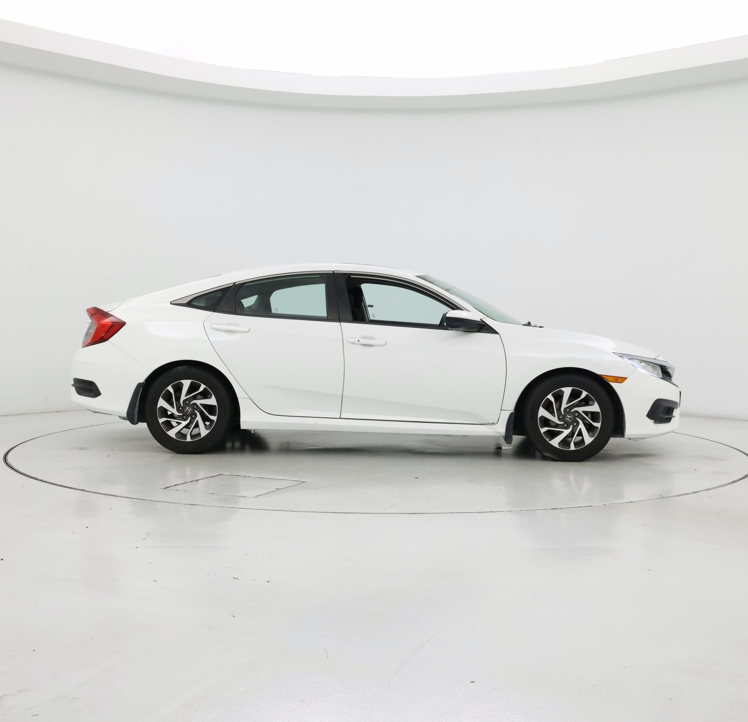 Thumbnail: 2016 Honda Civic - 7