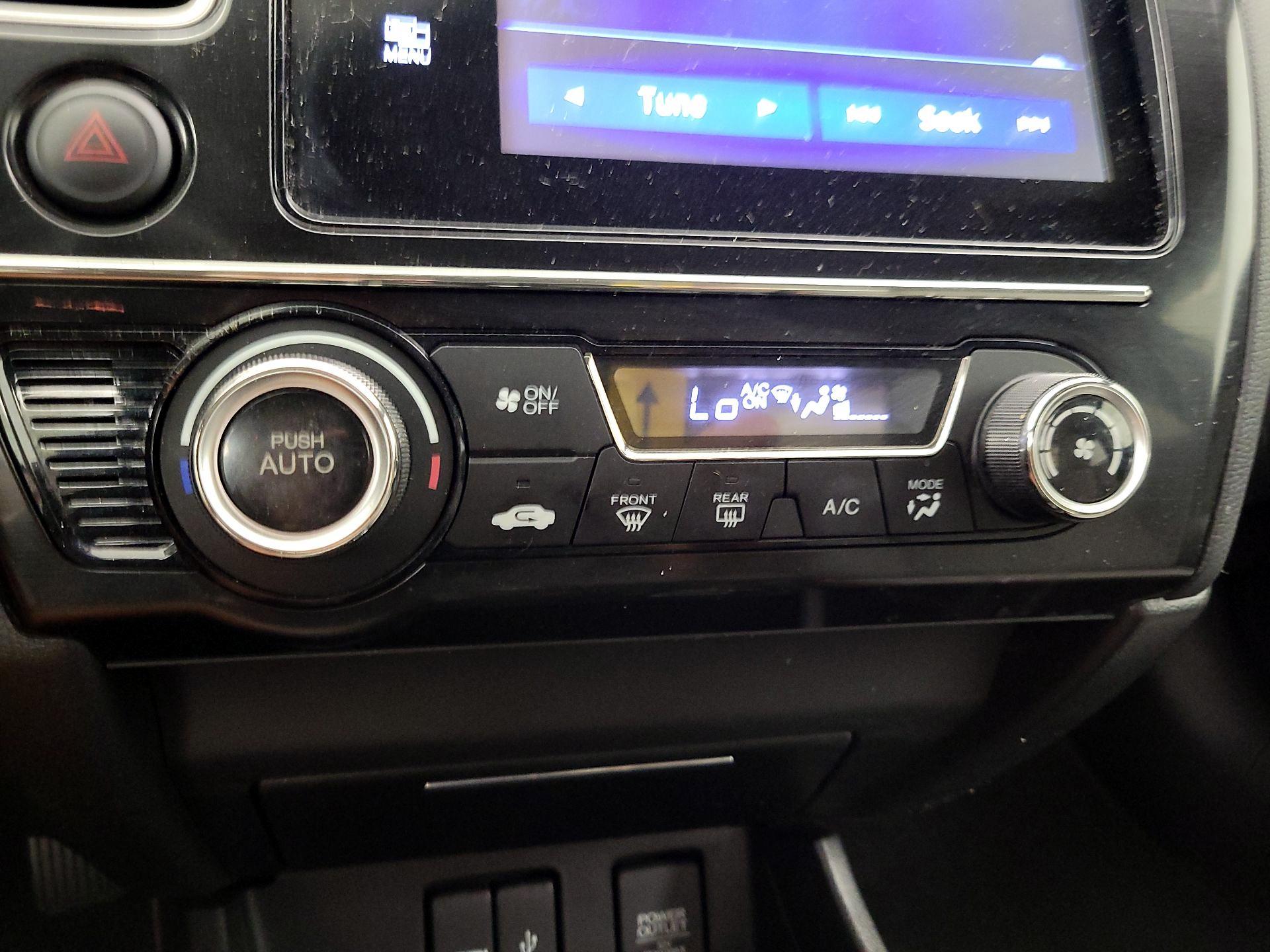 Thumbnail: 2014 Honda Civic - 16