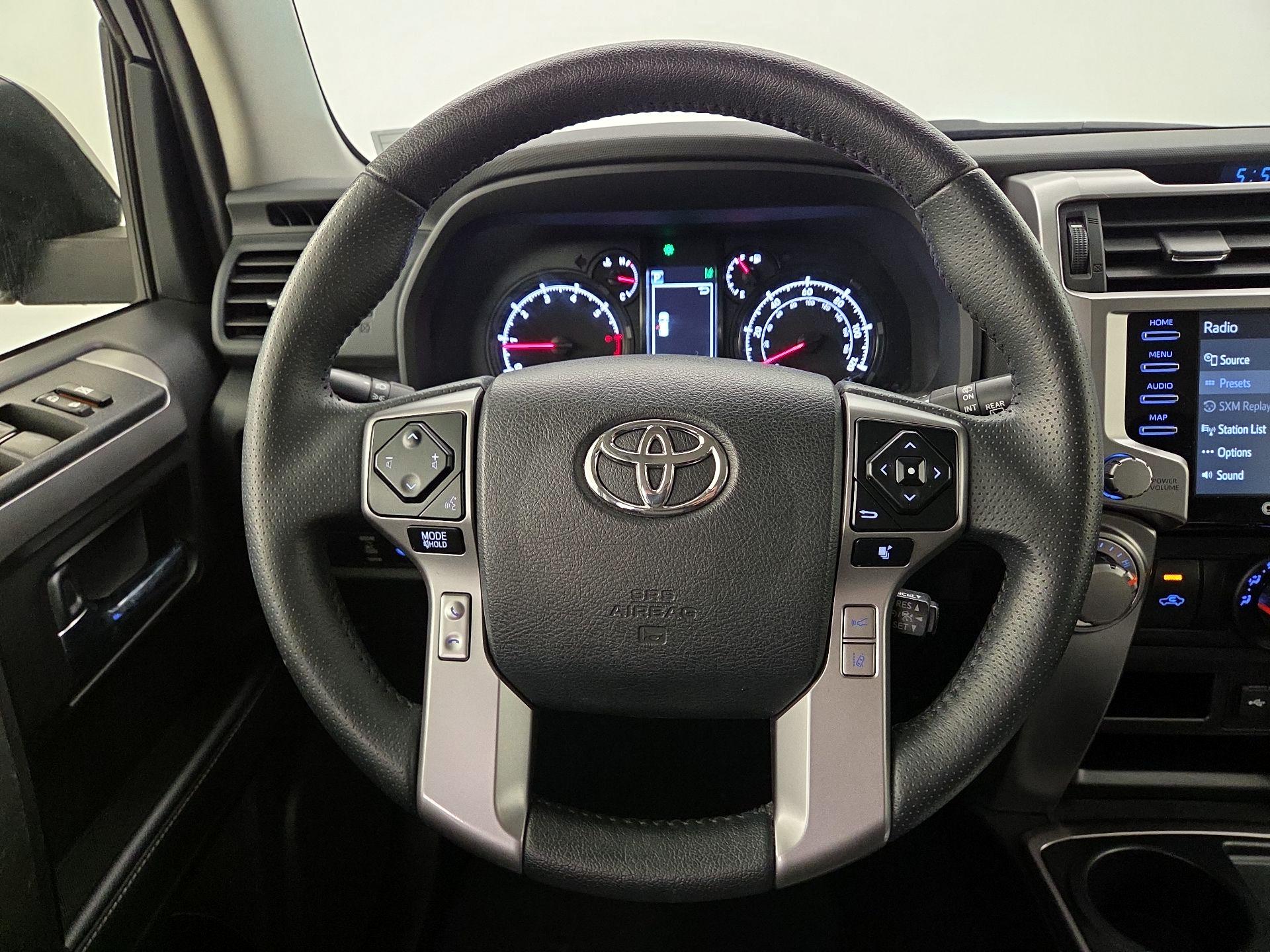 Thumbnail: 2023 Toyota 4Runner - 10
