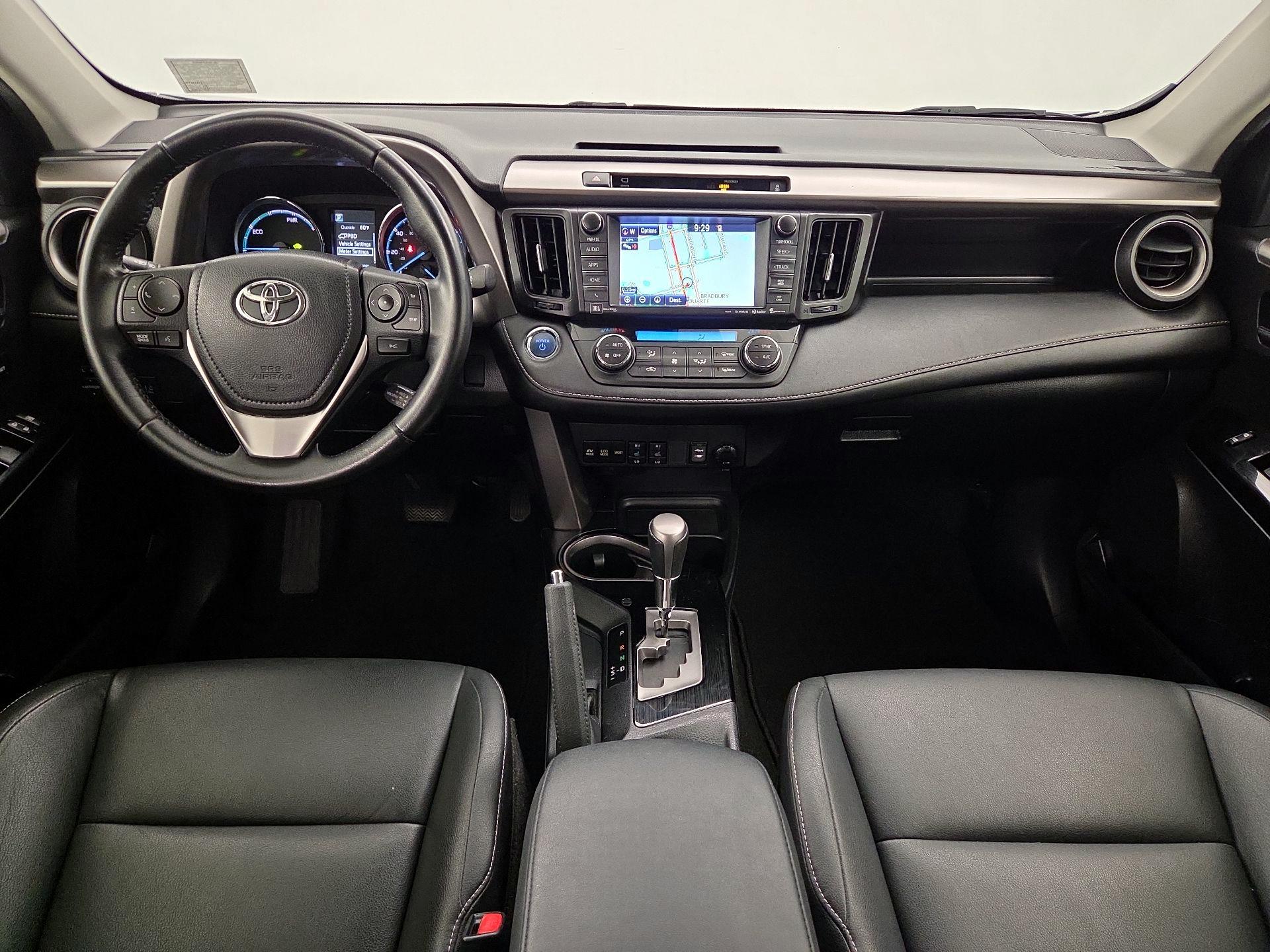 Thumbnail: 2016 Toyota RAV4 - 9