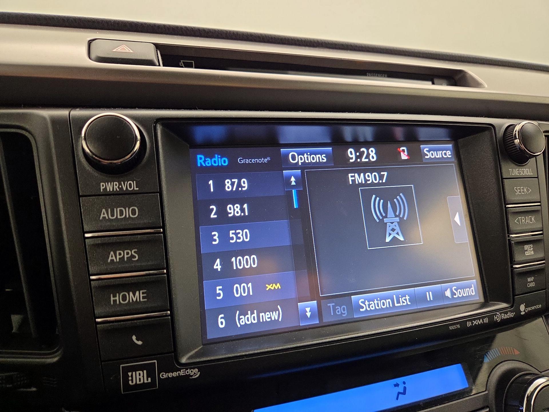 Thumbnail: 2016 Toyota RAV4 - 16