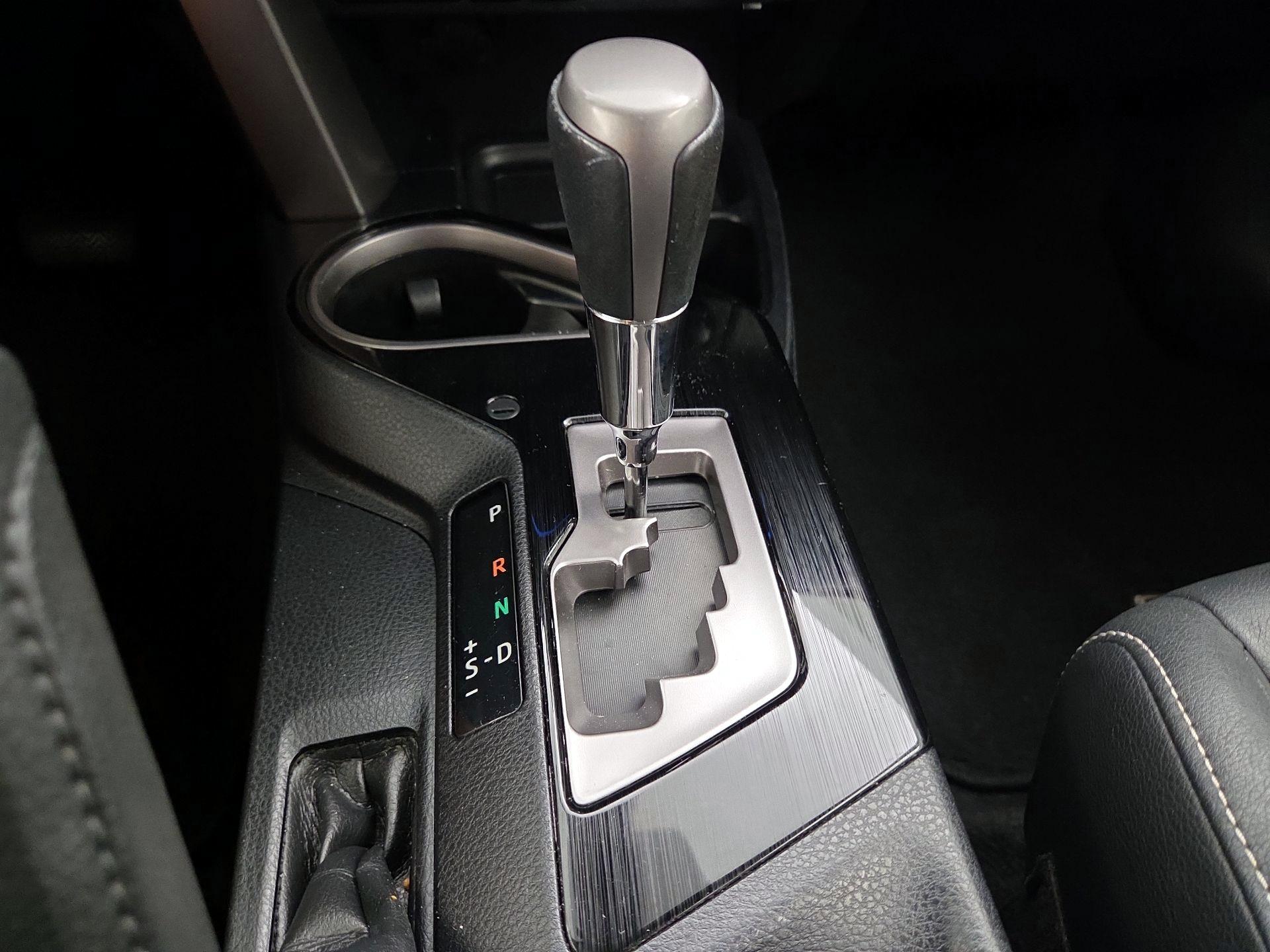 Thumbnail: 2016 Toyota RAV4 - 18
