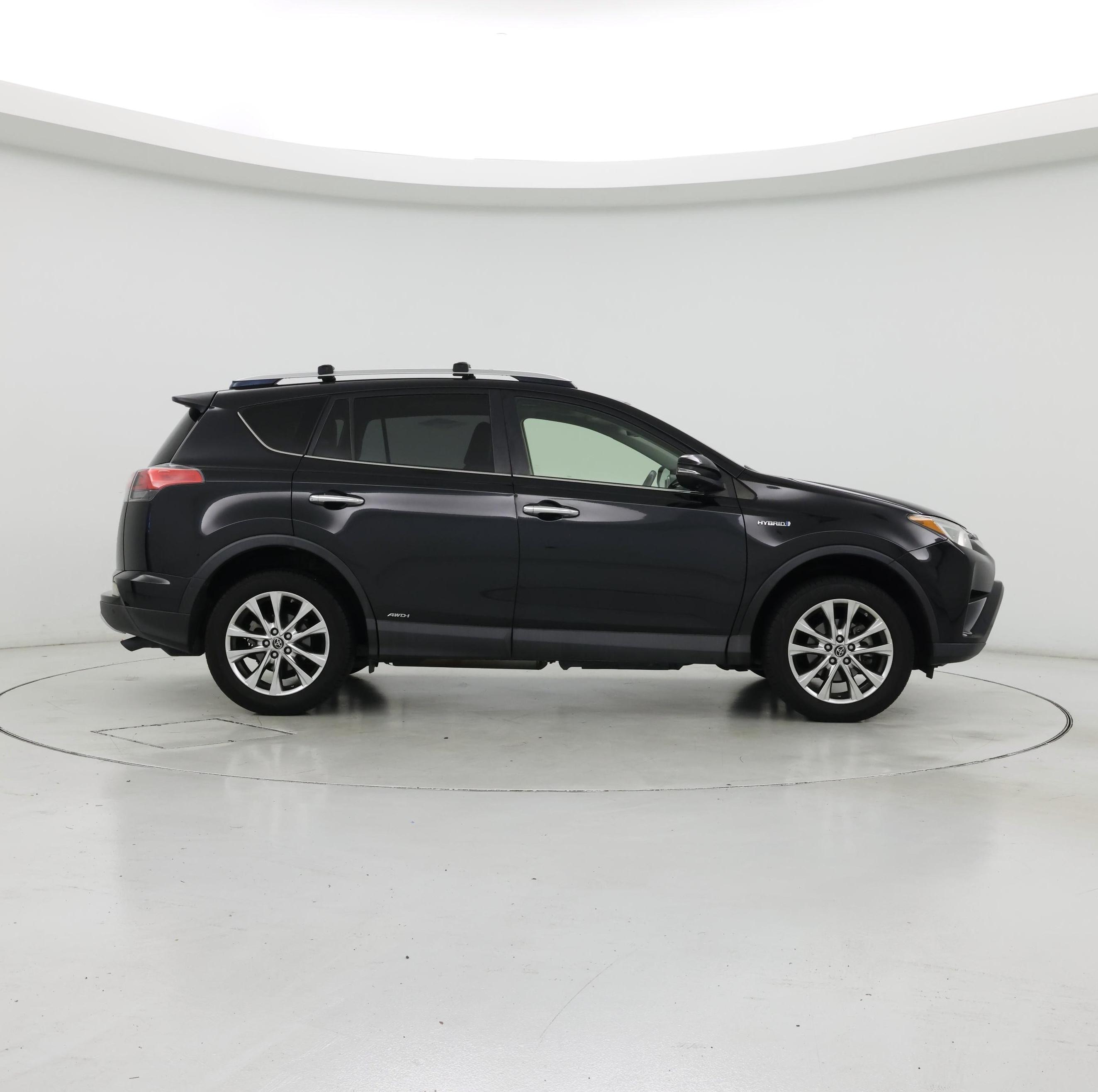 Thumbnail: 2016 Toyota RAV4 - 7