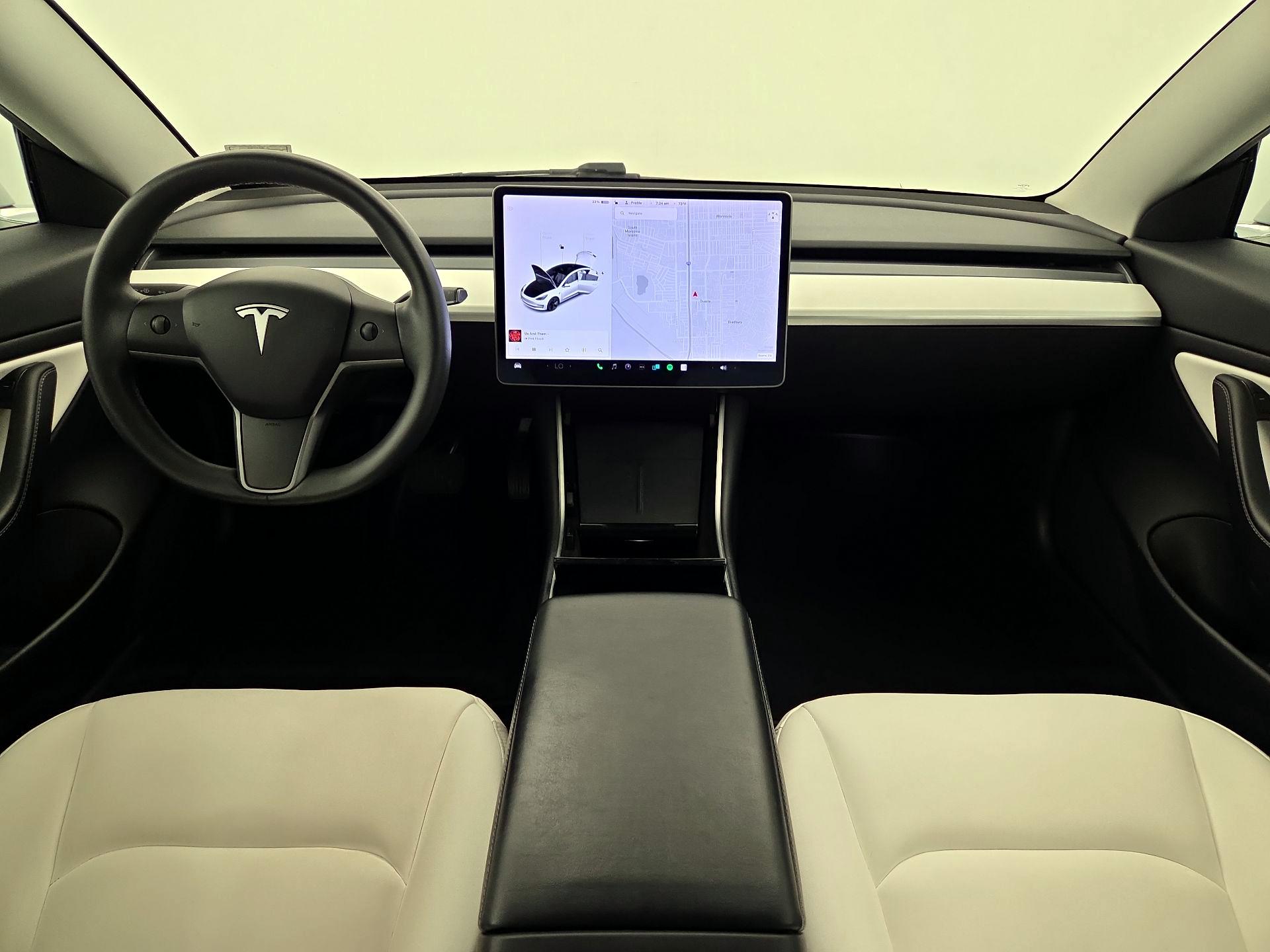 Thumbnail: 2020 Tesla Model 3 - 9