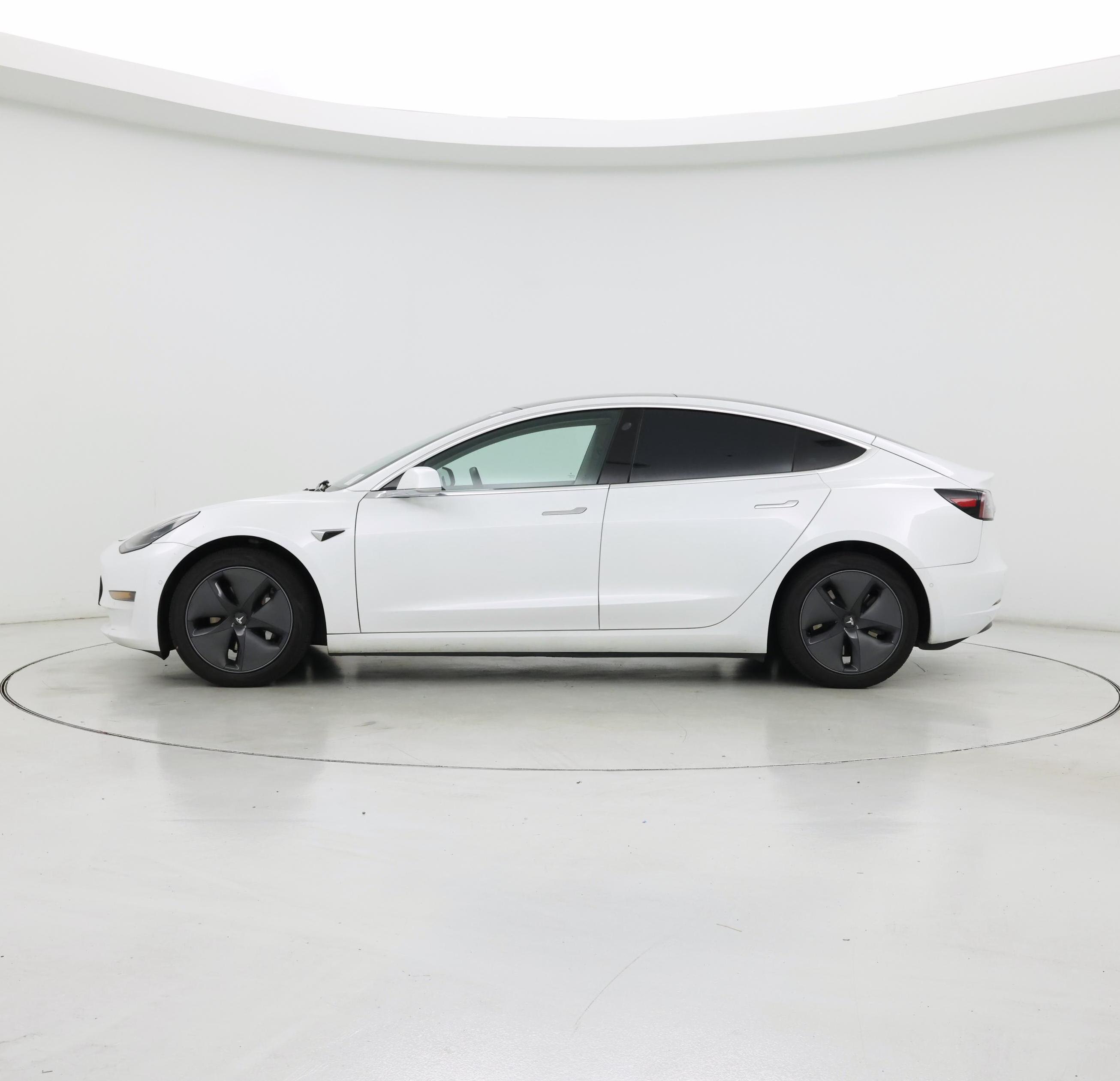 Thumbnail: 2020 Tesla Model 3 - 3